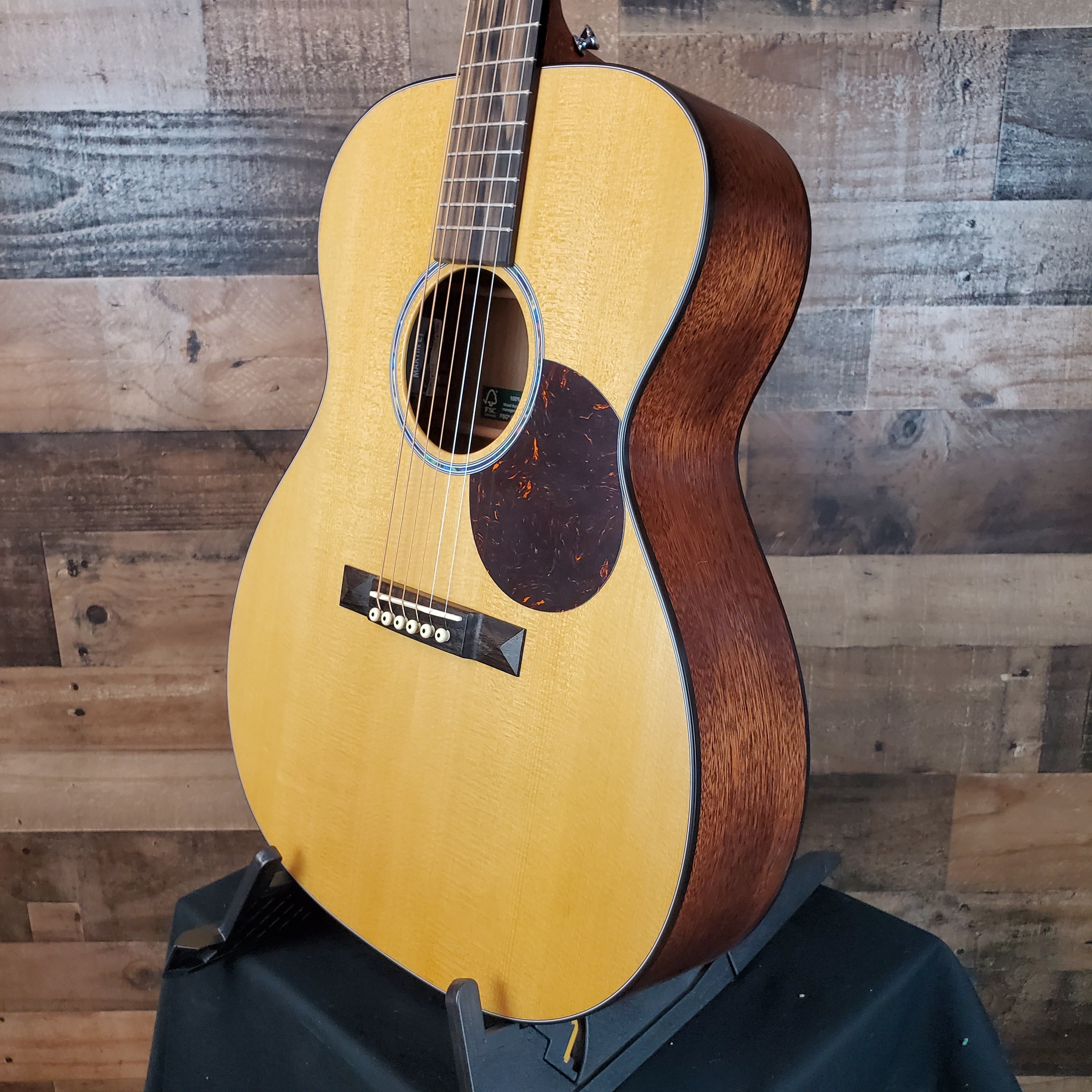 Martin 000-10E Shawn Mendes Acoustic-electric Guitar Natural