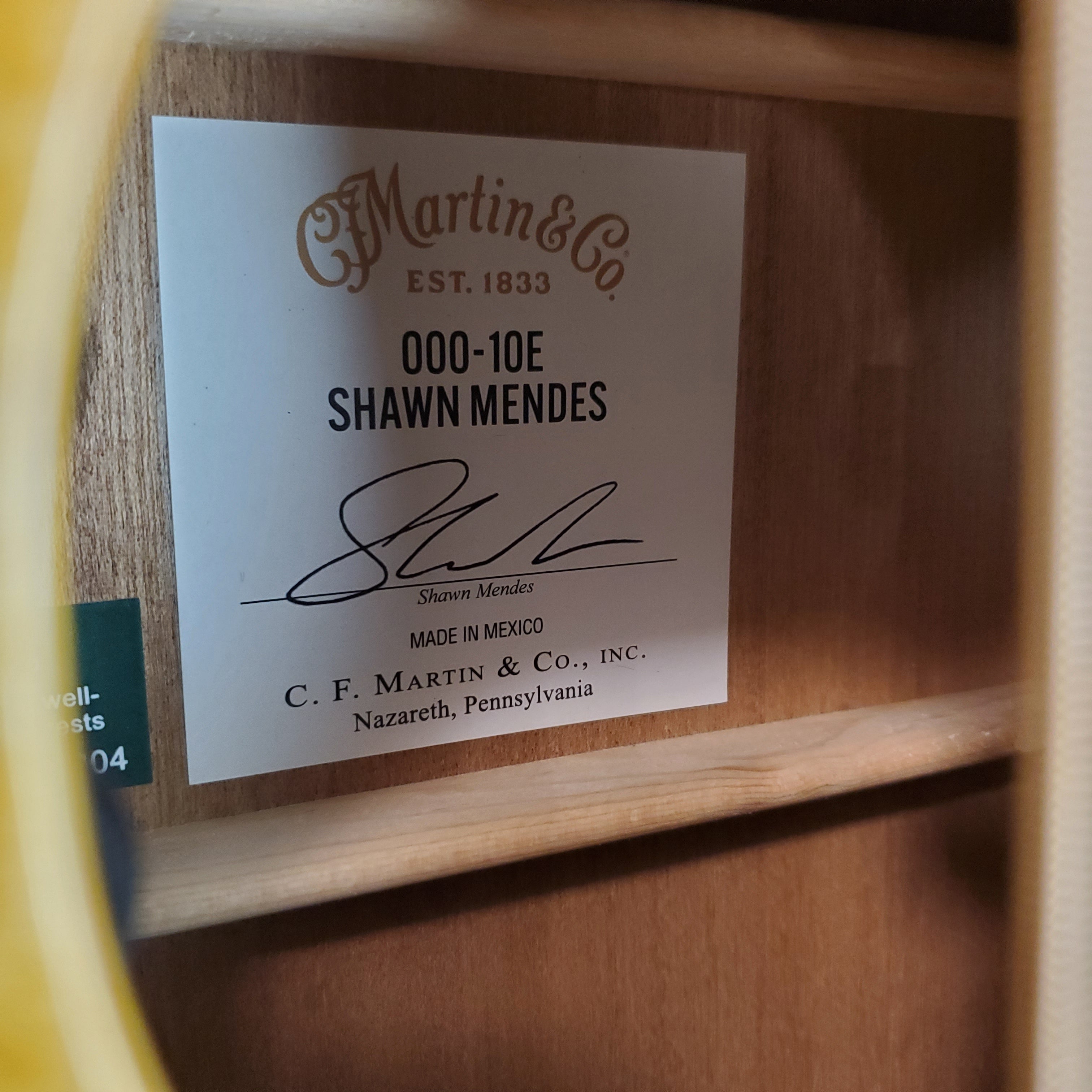 Martin 000-10E Shawn Mendes Acoustic-electric Guitar Natural