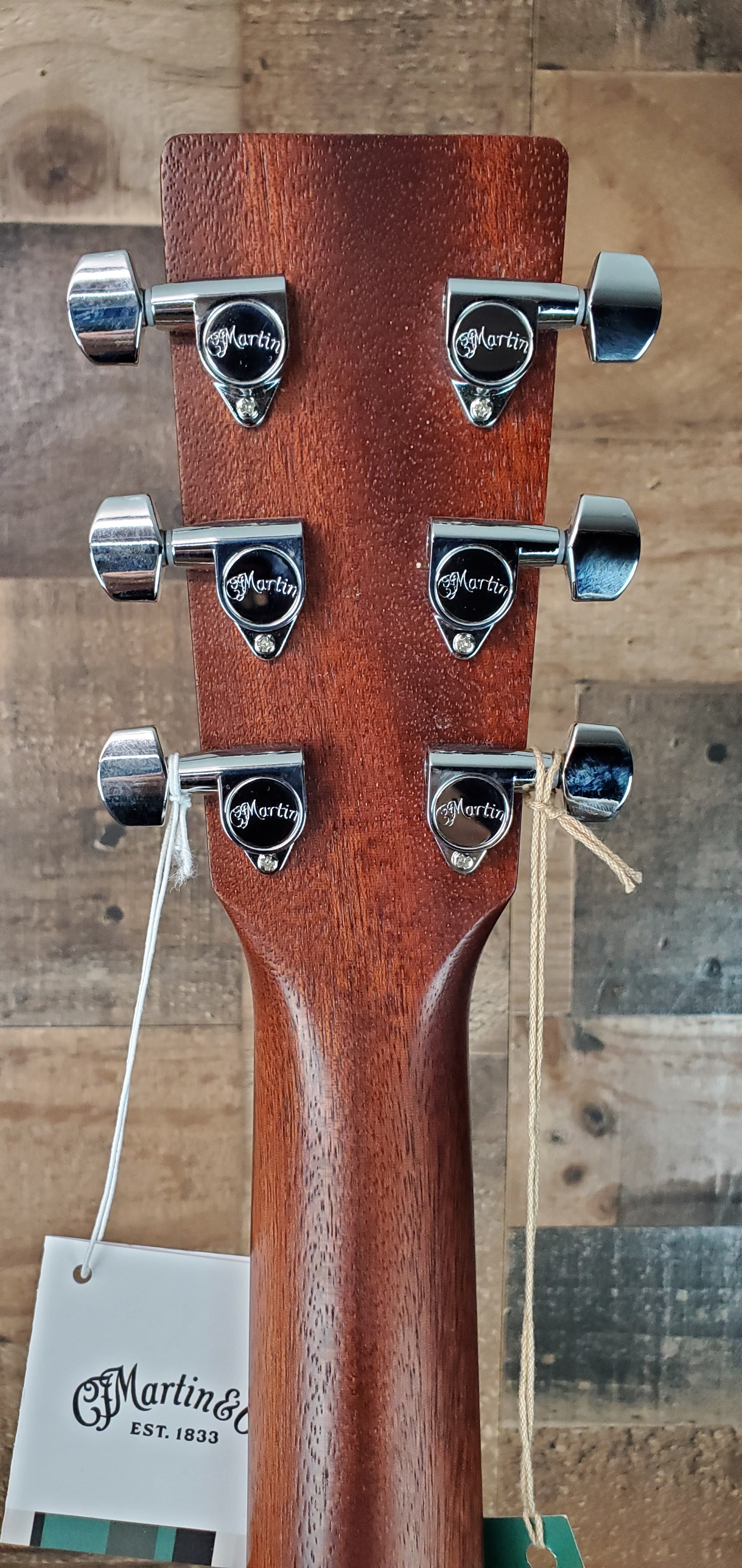 Martin 000-10E Shawn Mendes Acoustic-electric Guitar Natural