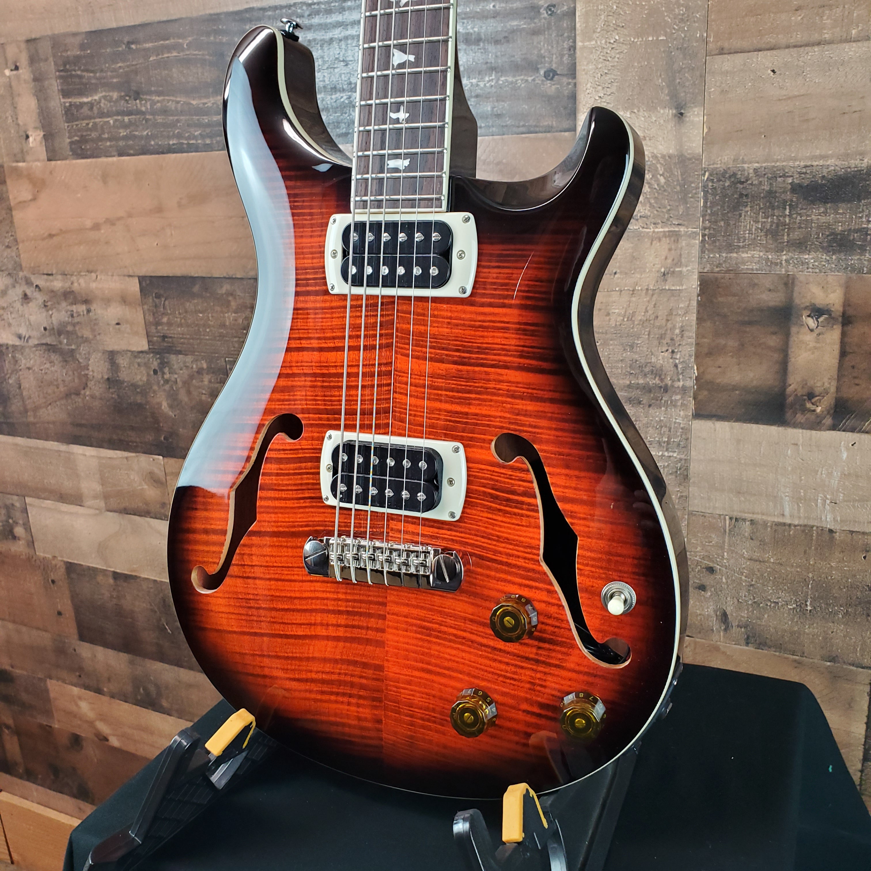 PRS SE Ed Sheeran Hollowbody I Piezo Baritone, Orange Tiger Smokeburst