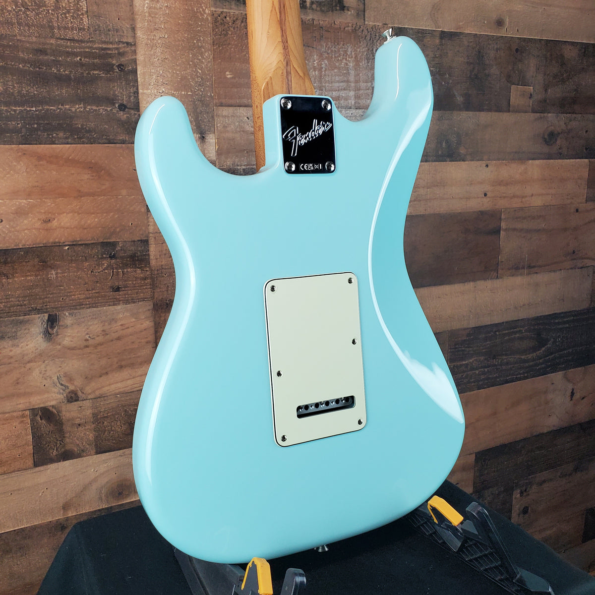 Fender Limited Edition American Professional Classic Stratocaster Daphne Blue, Rosewood Fingerboard