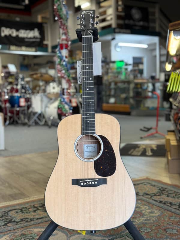 Martin DJr-10E, Acoustic Electric Guitar &