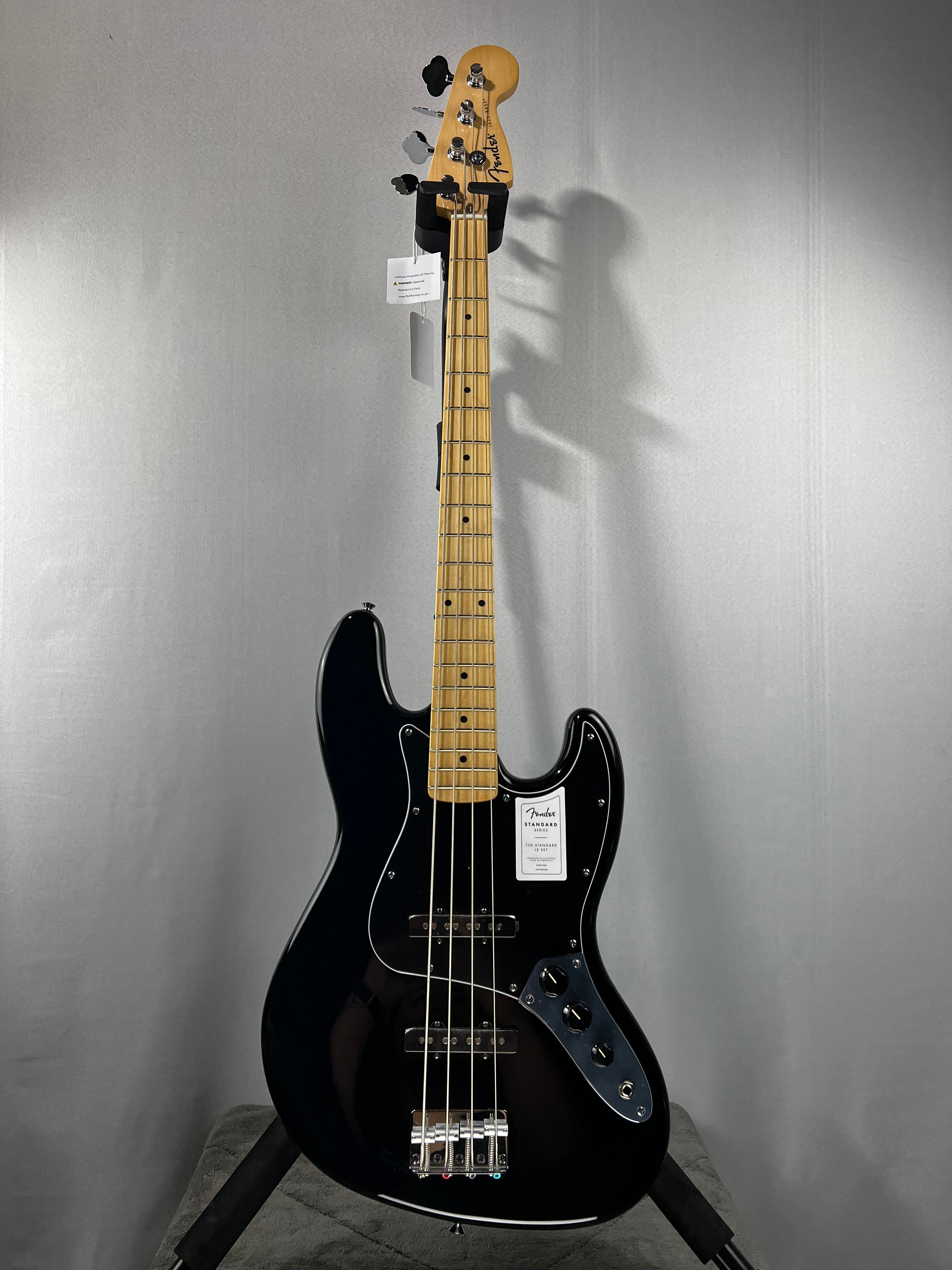 Standard Jazz Bass - Black, Maple Fingerboard #626