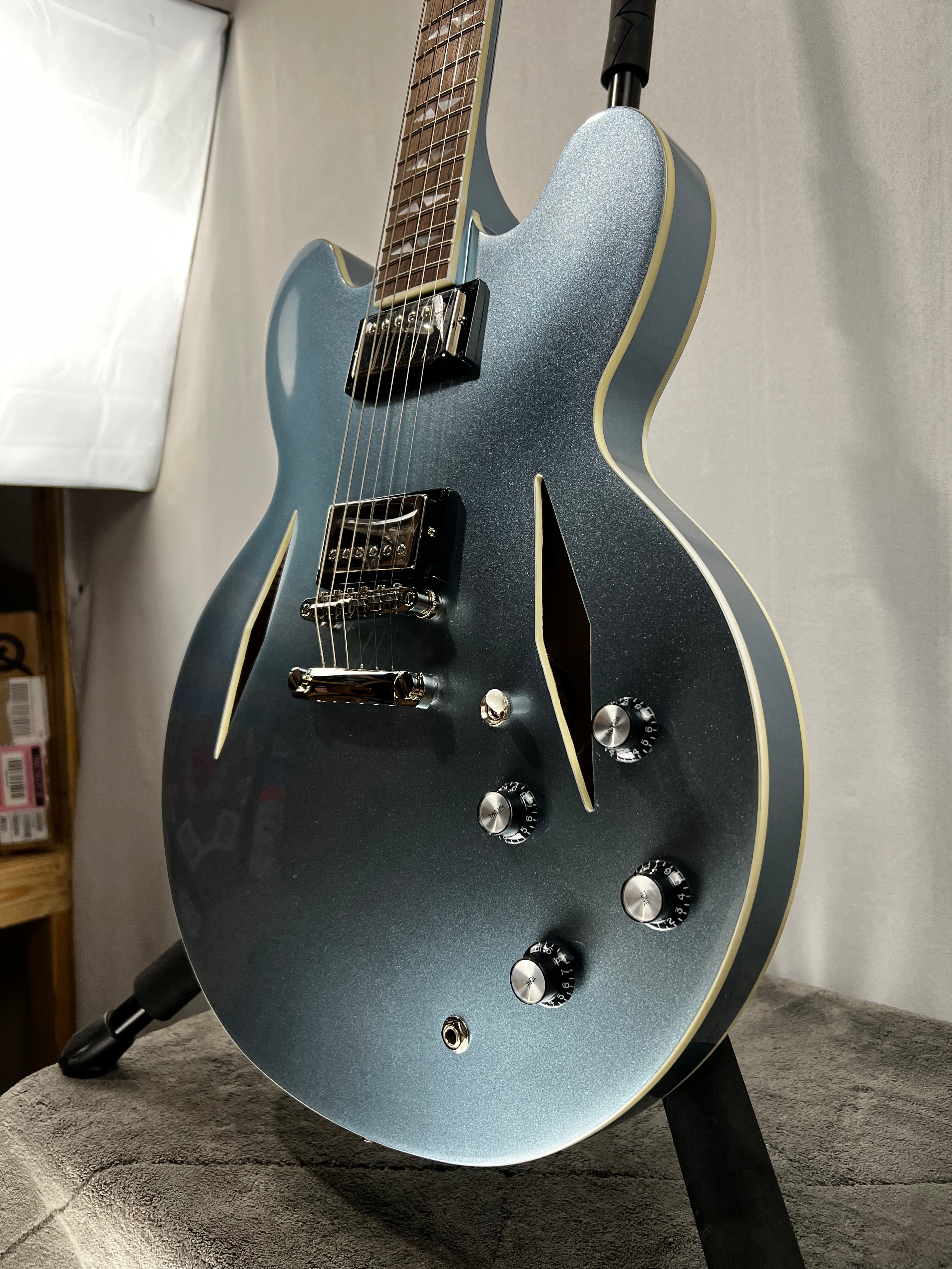 Dave Grohl DG-335 Semi-hollowbody Electric Guitar #225 GET PLEK'D!