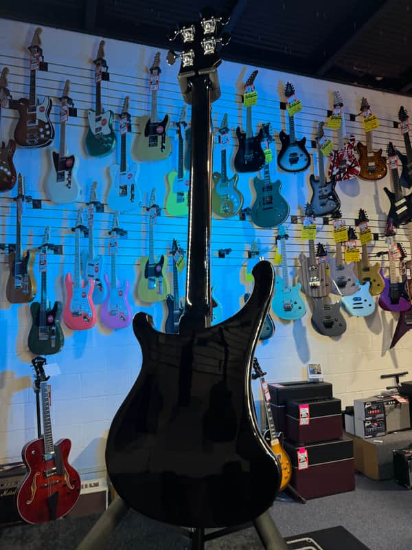 Rickenbacker 4003S Jetglo