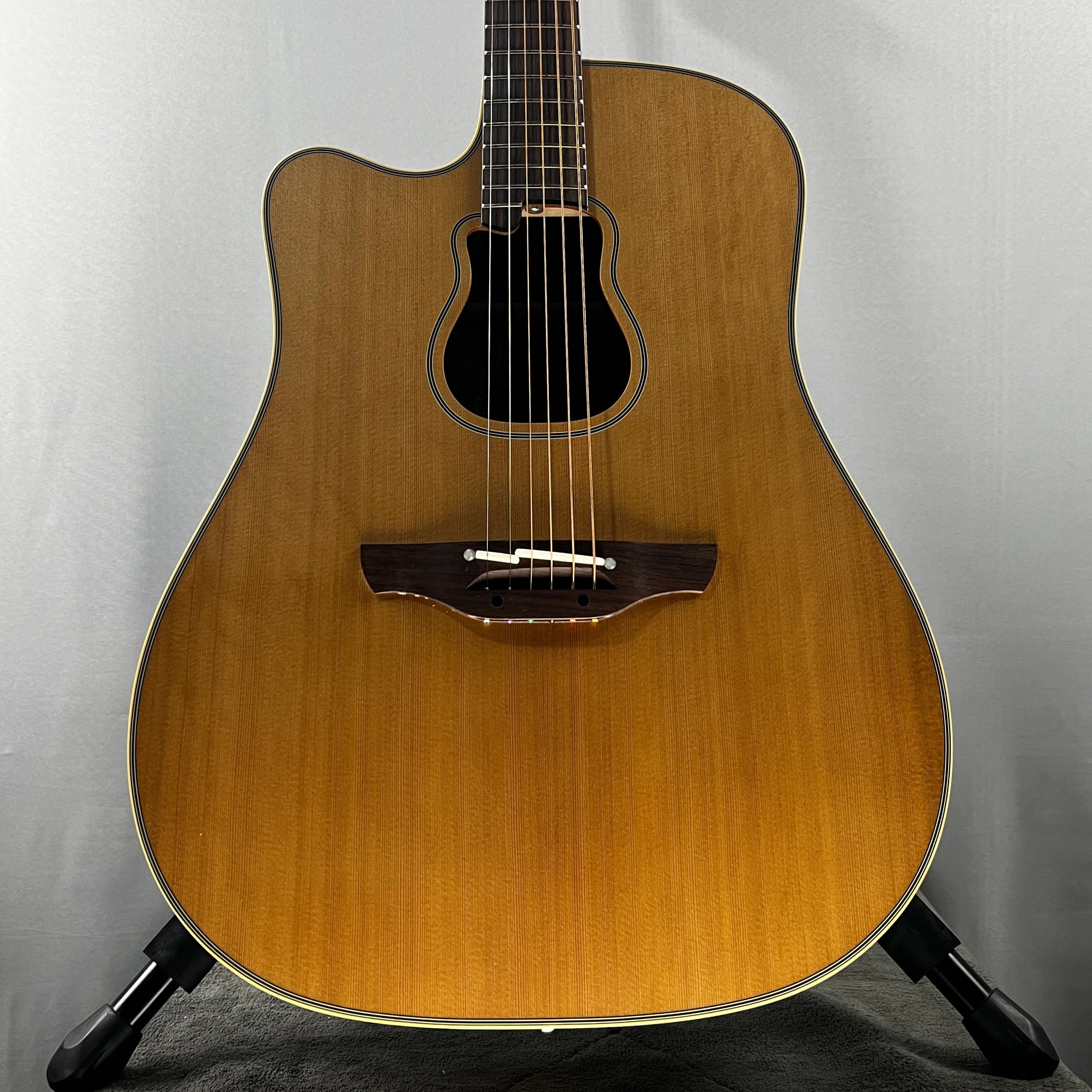 GB7C Garth Brooks Signature Acoustic-Electric Guitar Left-Handed - Natural #822