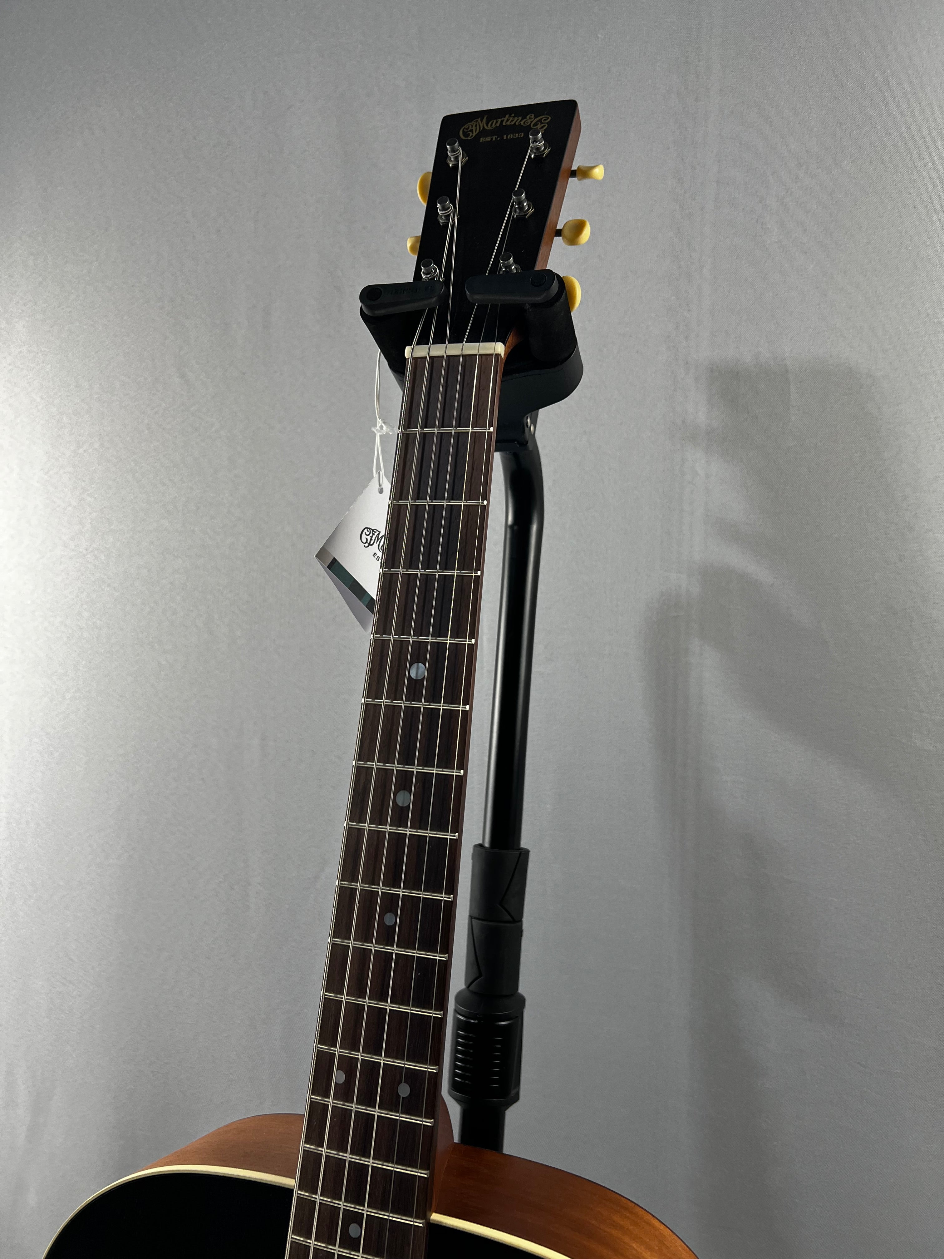 000-17 Acoustic Guitar - Whiskey Sunset #767