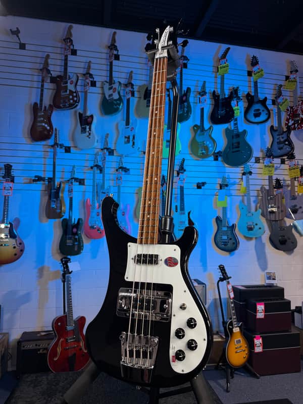 Rickenbacker 4003S Jetglo