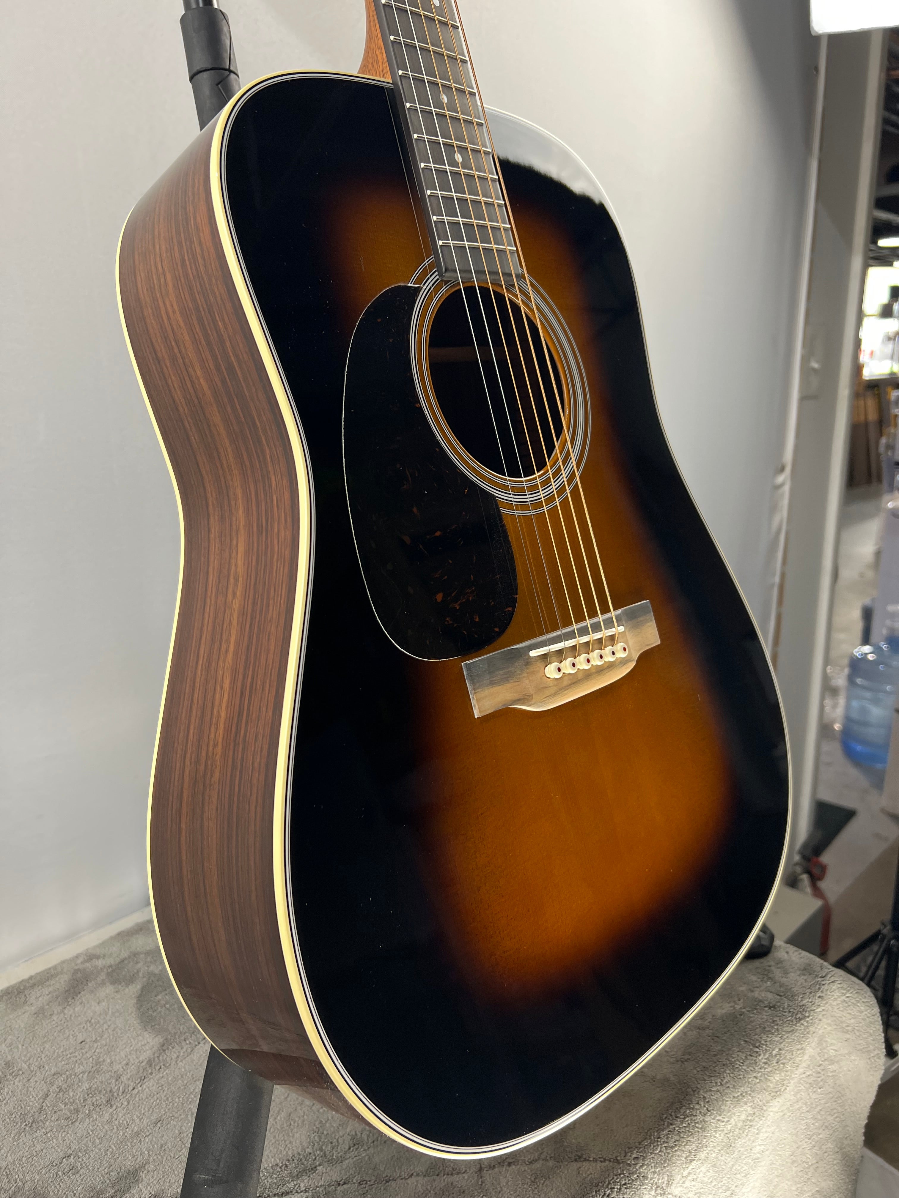 D-28 Left-Handed Acoustic Guitar - Sunburst #457