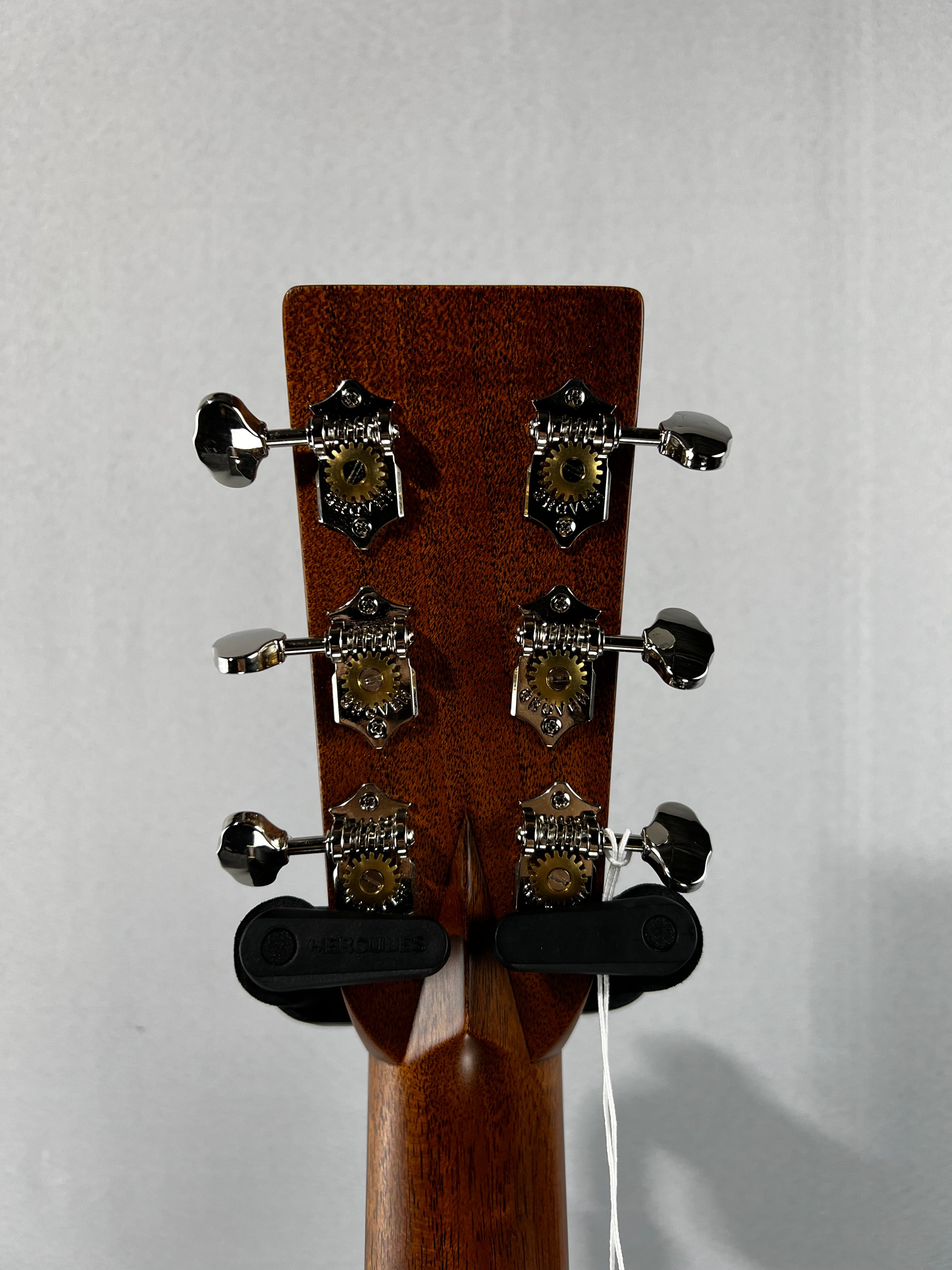 (2025) 000-28 Standard Series Acoustic Guitar - Natural Aging Toner #226 GET PLEK'D!