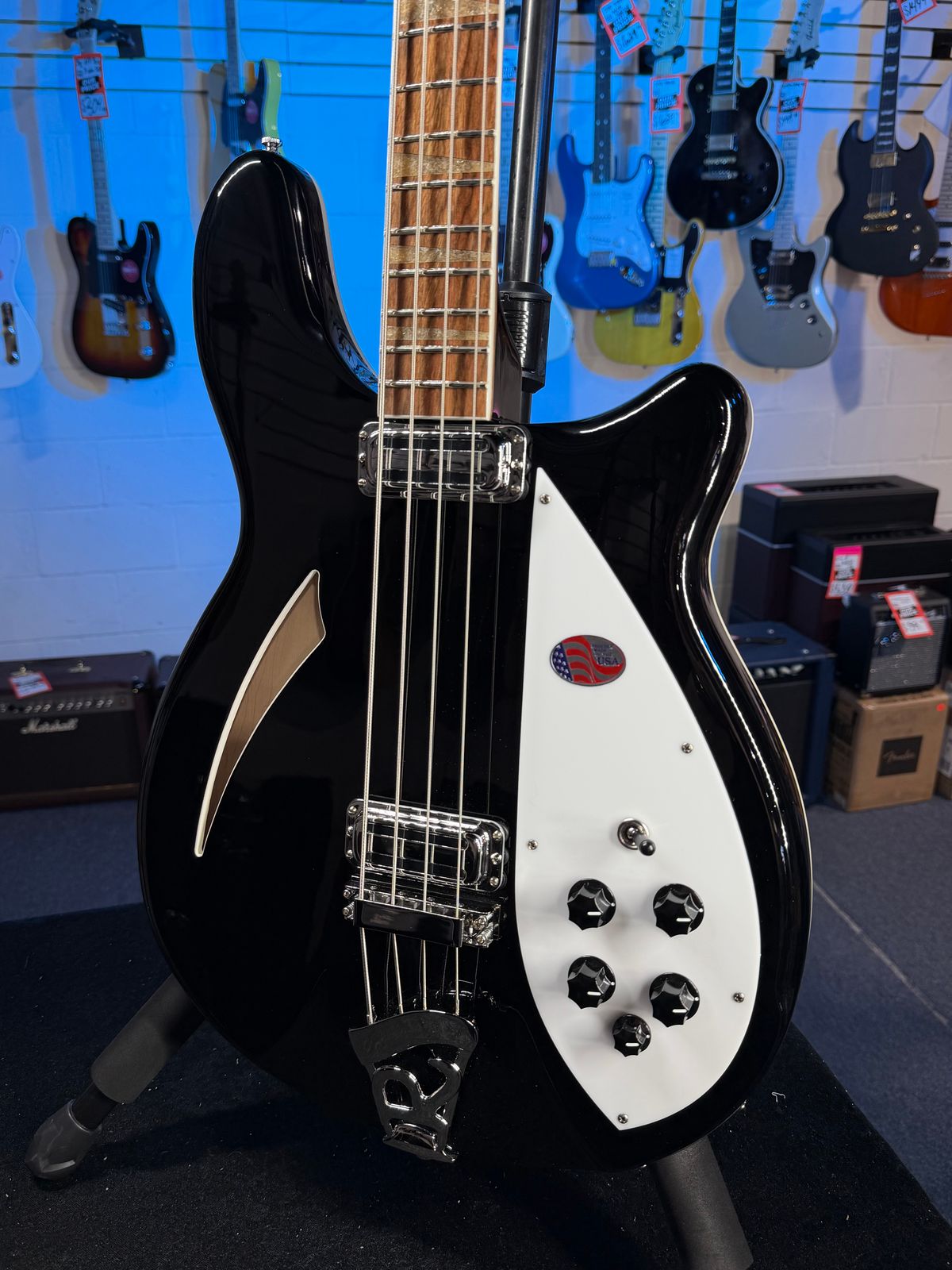 Rickenbacker 4005VJG Jetglo