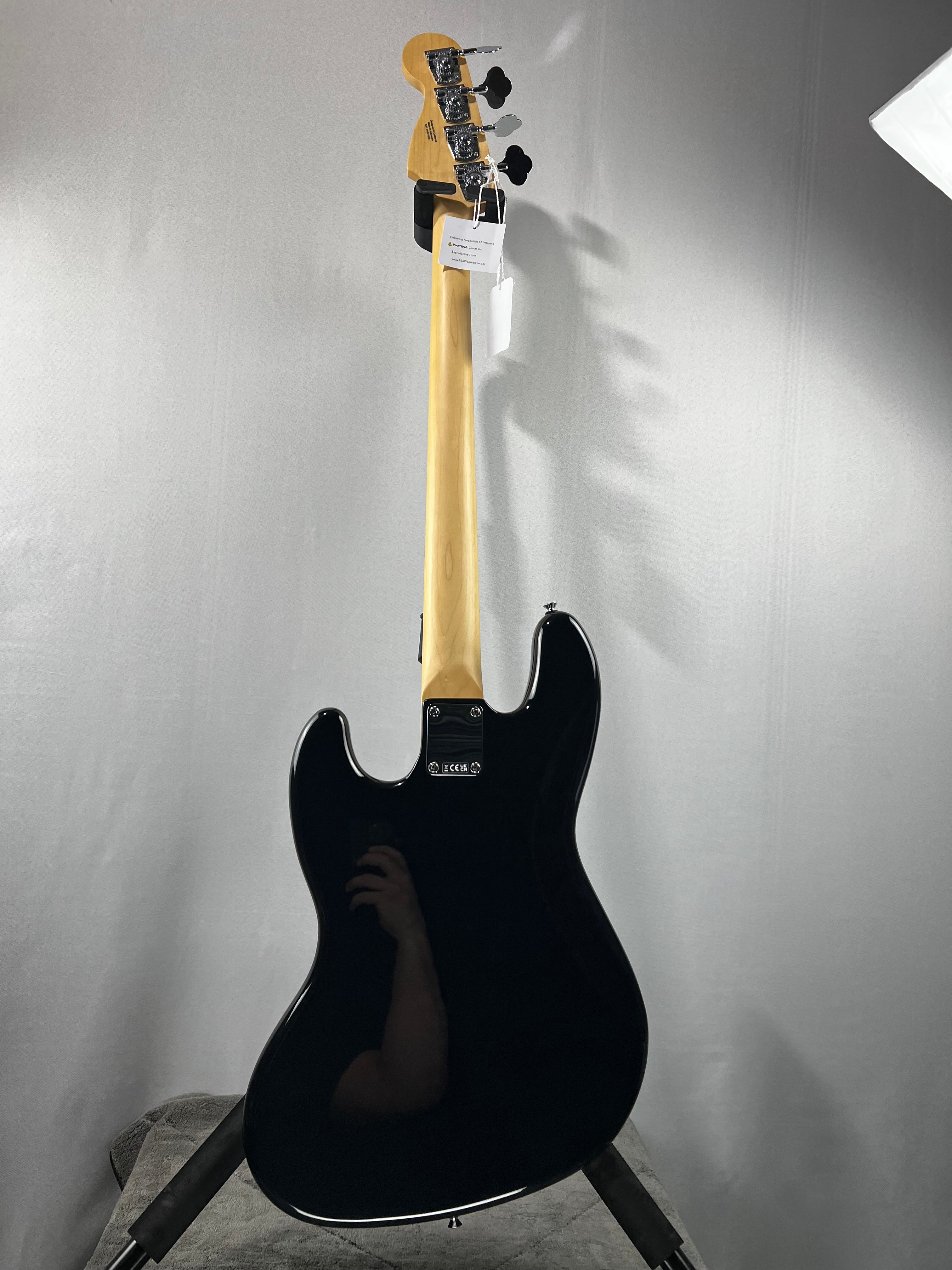 Standard Jazz Bass - Black, Maple Fingerboard #626