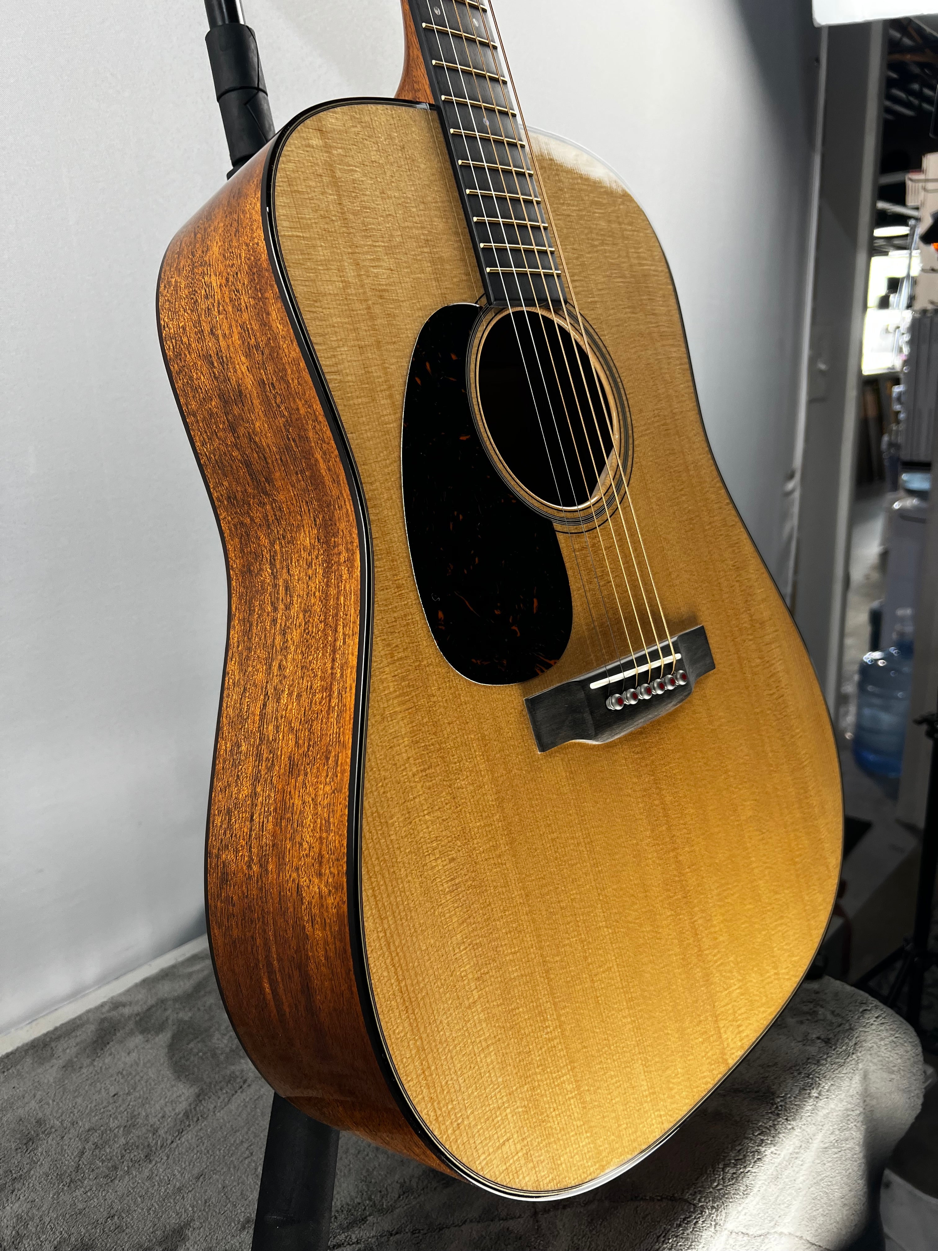 D-18 Modern Deluxe Left-Handed Acoustic Guitar - Natural #321 GET PLEK'D!