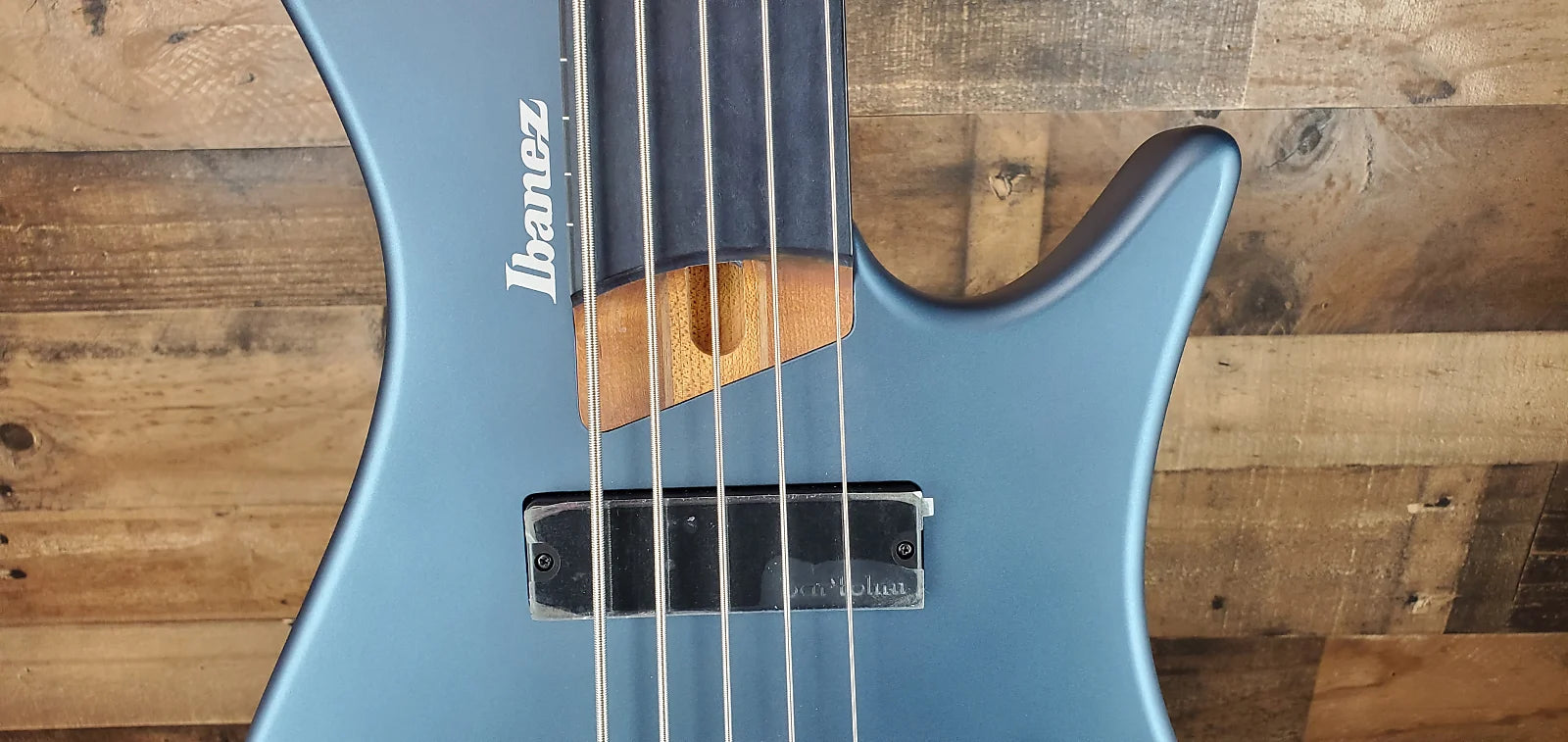 Ibanez Standard EHB1005F Fretless 5-string Bass Guitar - Arctic Ocean Matte 771