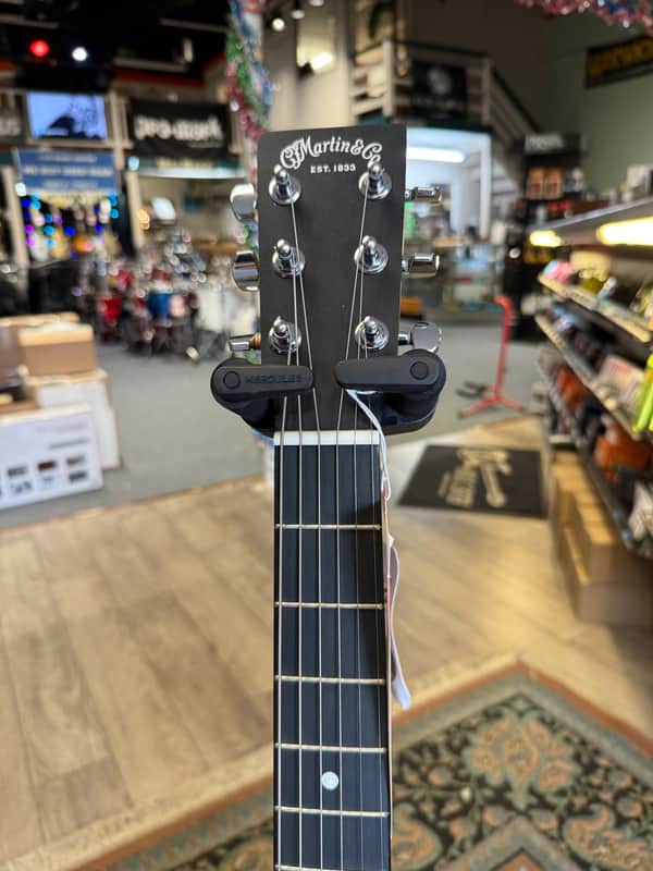 Martin DJr-10E, Acoustic Electric Guitar &