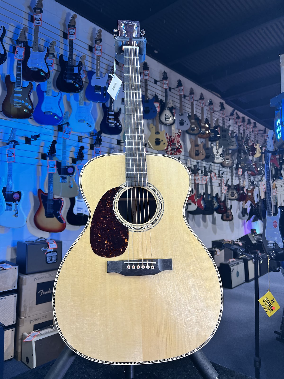 Martin 000-28 Standard Series Left-handed Acoustic Guitar - Natural with Aging Toner GET PLEK'D! 254