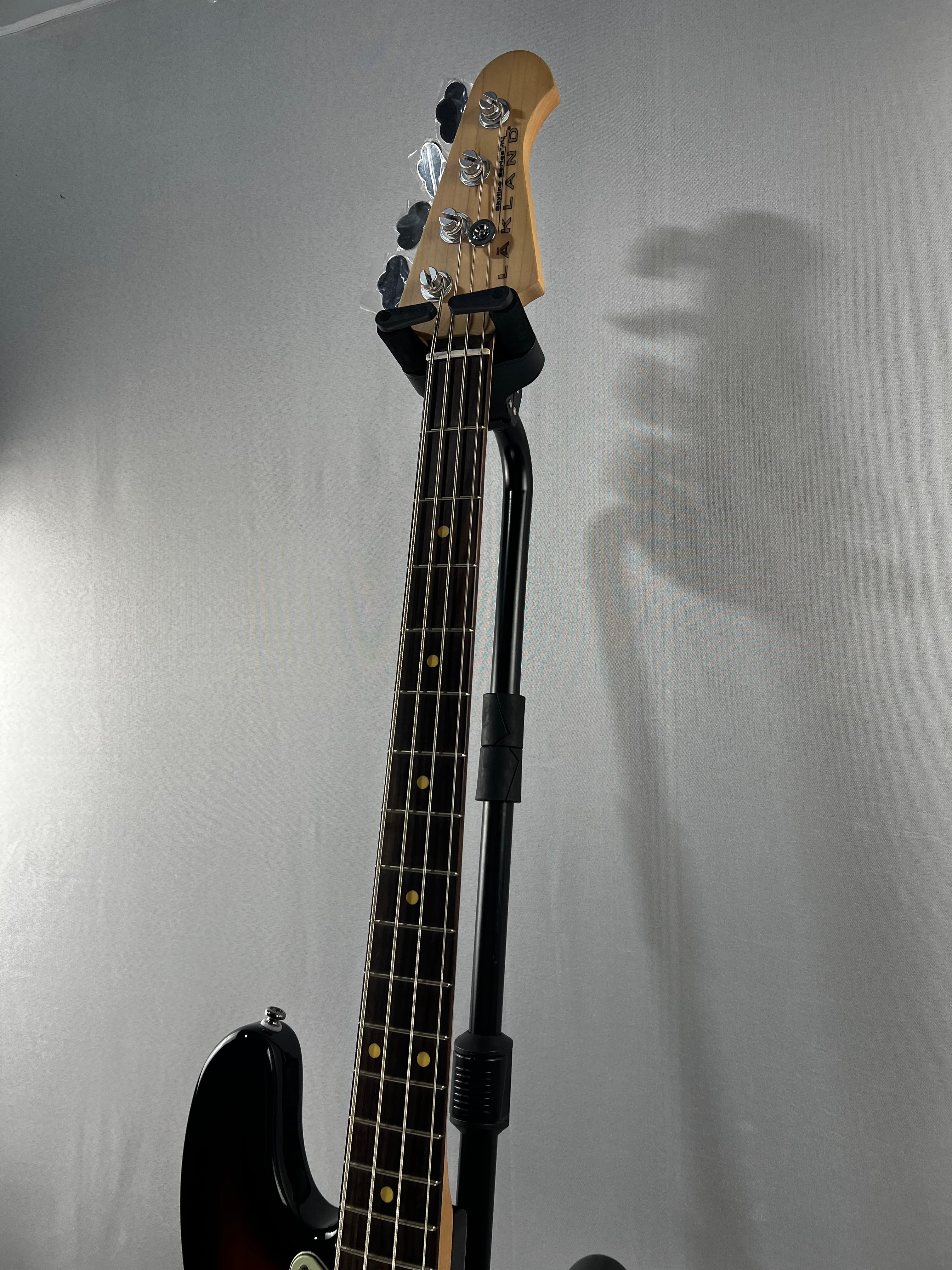 Skyline P style Vintage Bass - 3-Tone Sunburst #229 GET PLEK'D!