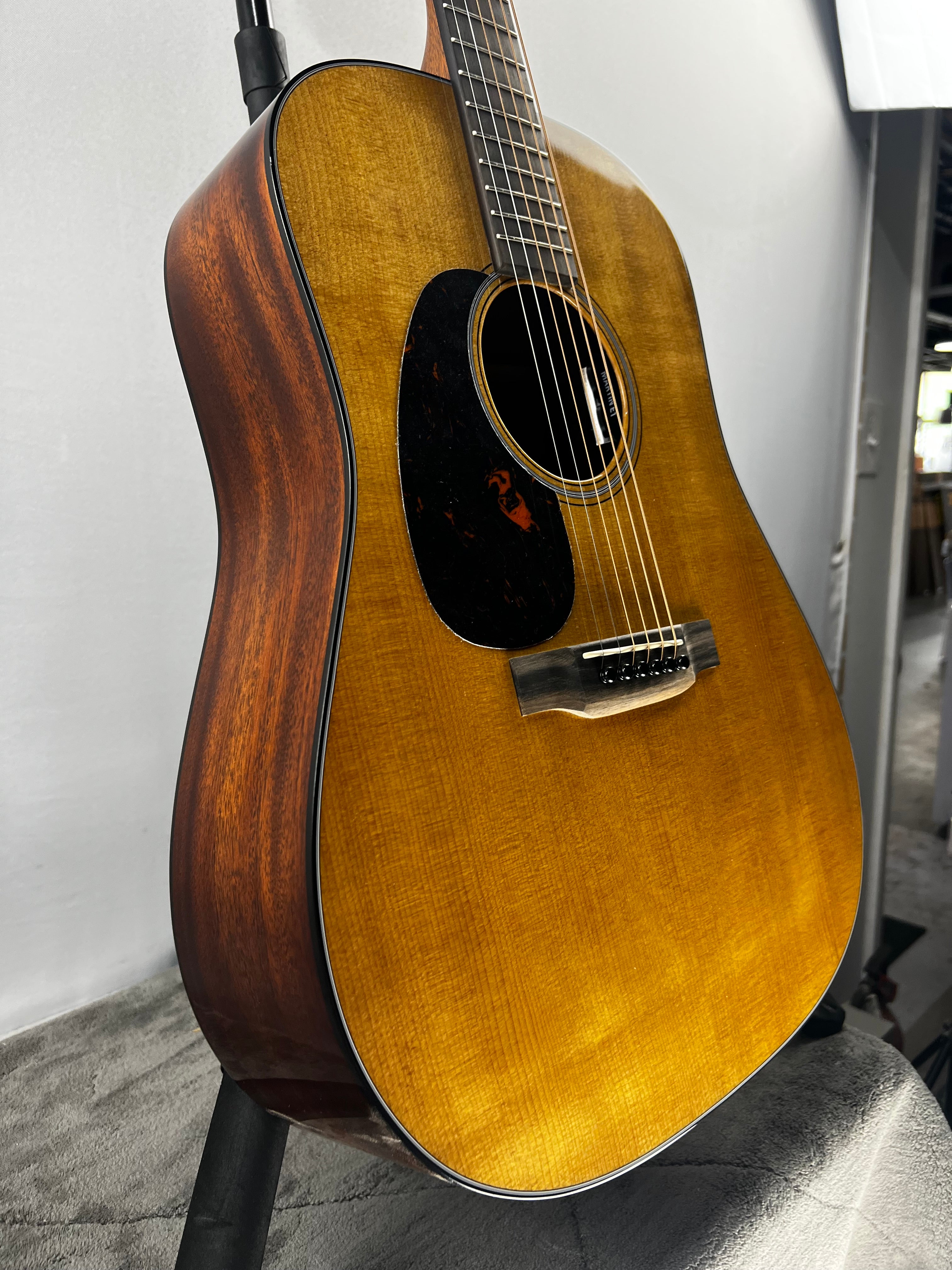 DE Retro Plus Mahogany Road Series Left-Handed Acoustic-electric Guitar - Natural Aging Toner #504 GET PLEK'D!