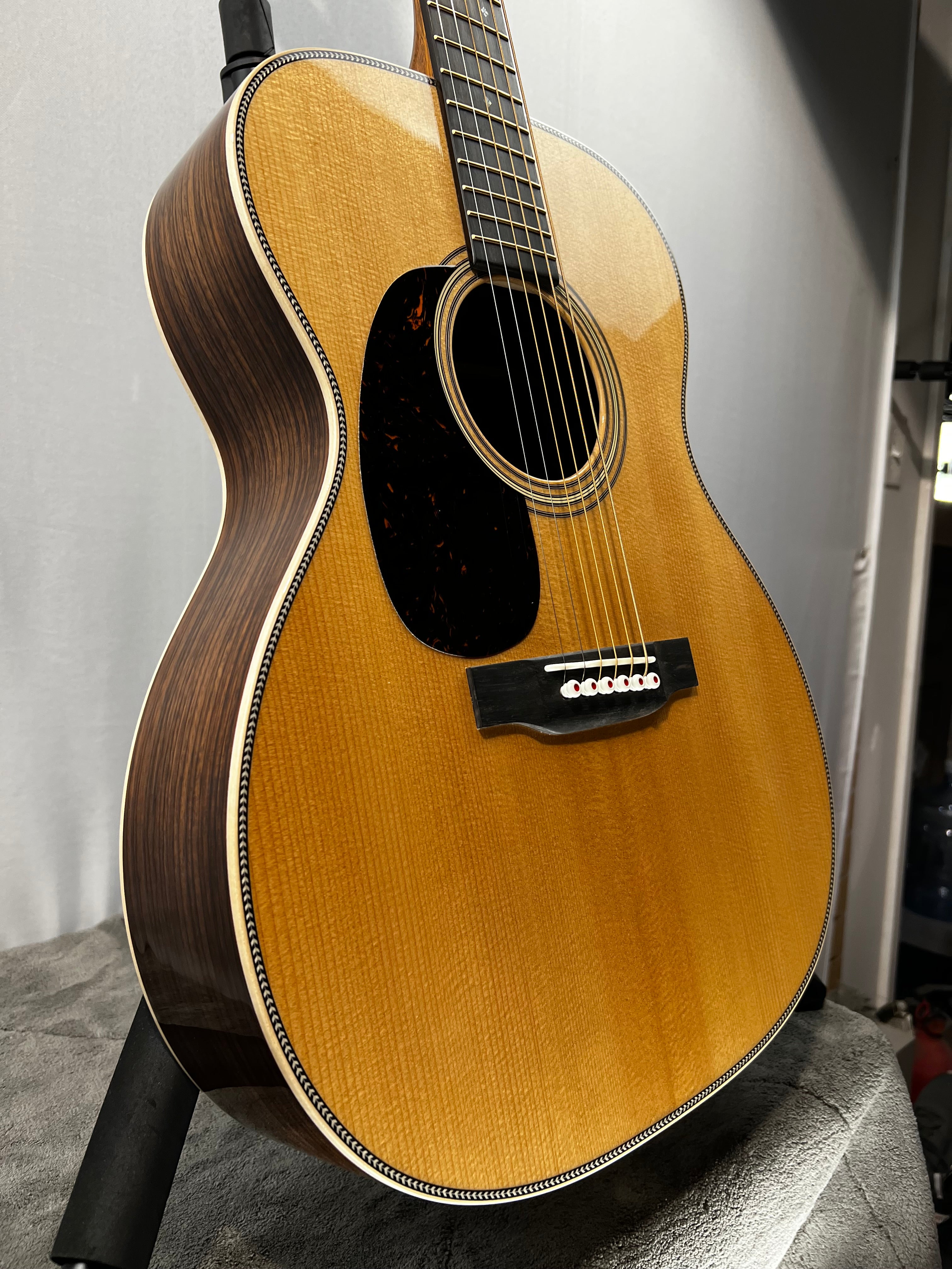 000-28 Modern Deluxe Left-Handed Acoustic Guitar - Natural #294 GET PLEK'D!