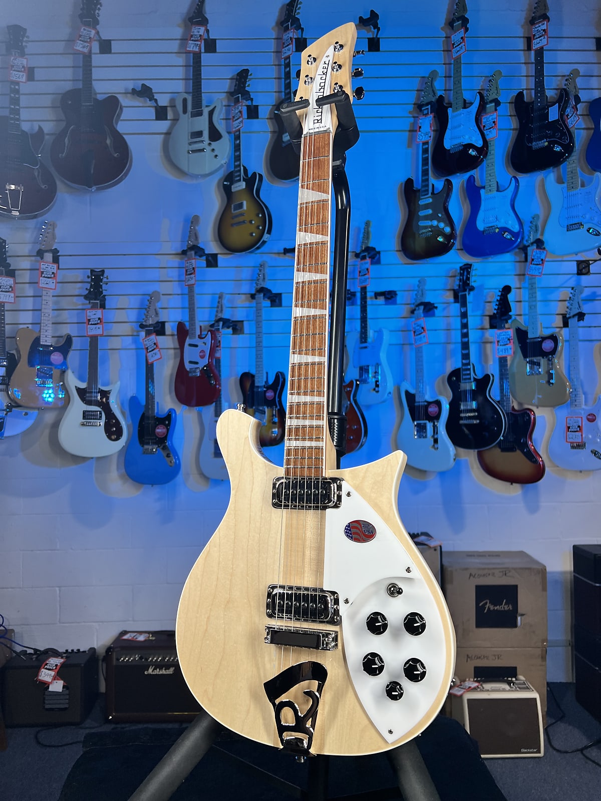 New Rickenbacker 620 Mapleglo Electric Guitar w Ric Case, 620MG 793