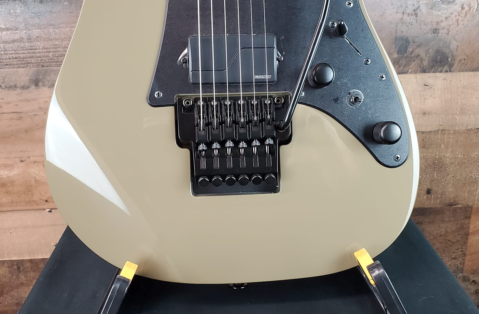 Ibanez Prestige RGR5130KM, Kahki Metallic, Hard Shell Case, 512