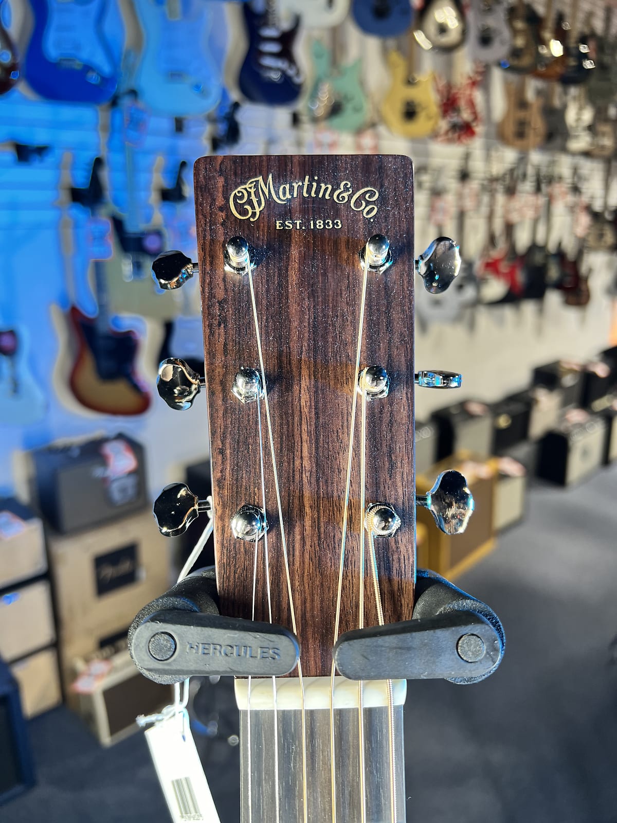 Martin 000-28 Standard Series Left-handed Acoustic Guitar - Natural with Aging Toner GET PLEK'D! 254