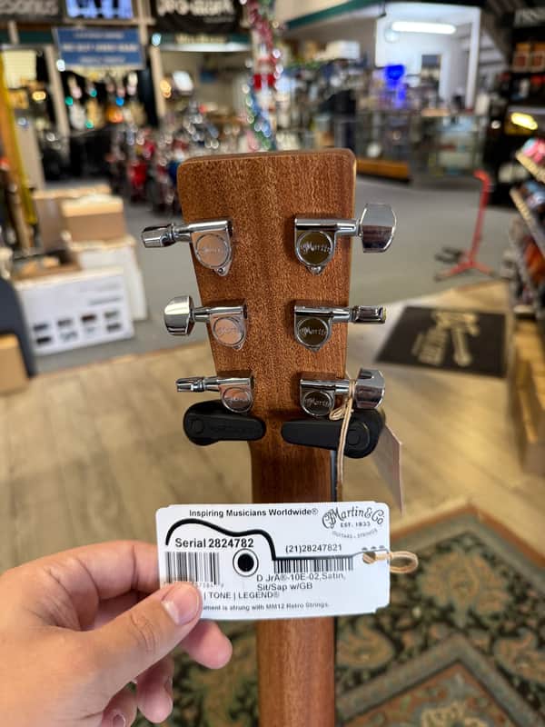 Martin DJr-10E, Acoustic Electric Guitar &