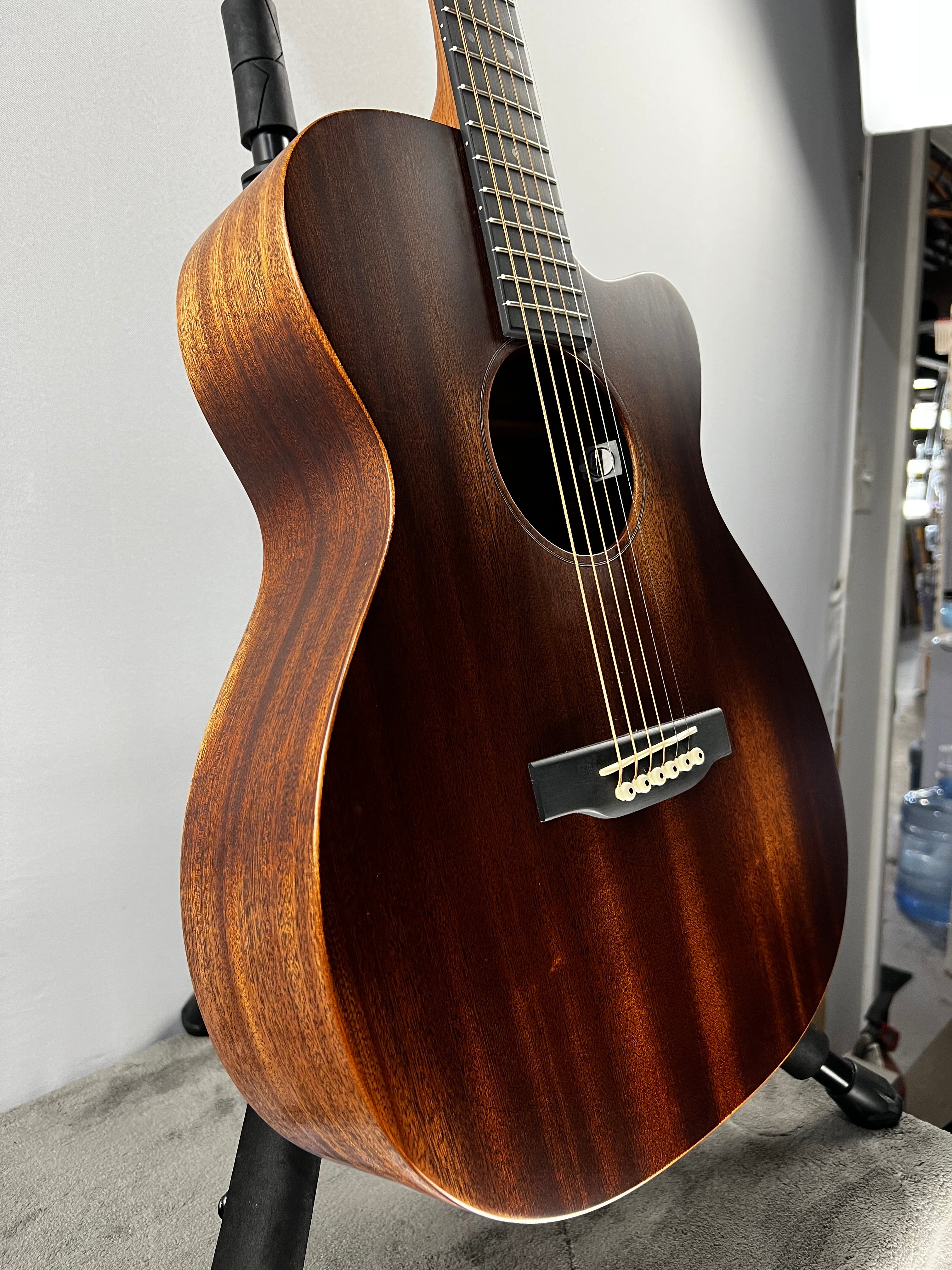 (2025) 000C Jr-E StreetMaster Acoustic-electric Guitar - Dark Mahogany Distressed #335 GET PLEK'D!