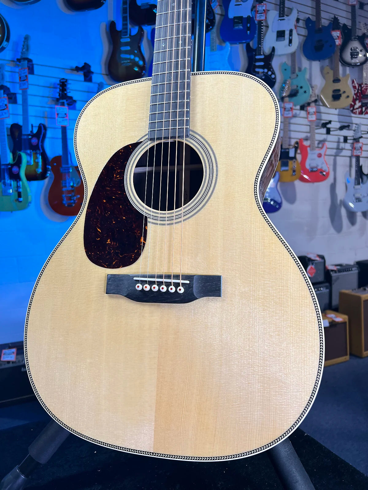 Martin 000-28 Standard Series Left-handed Acoustic Guitar - Natural with Aging Toner GET PLEK'D! 254