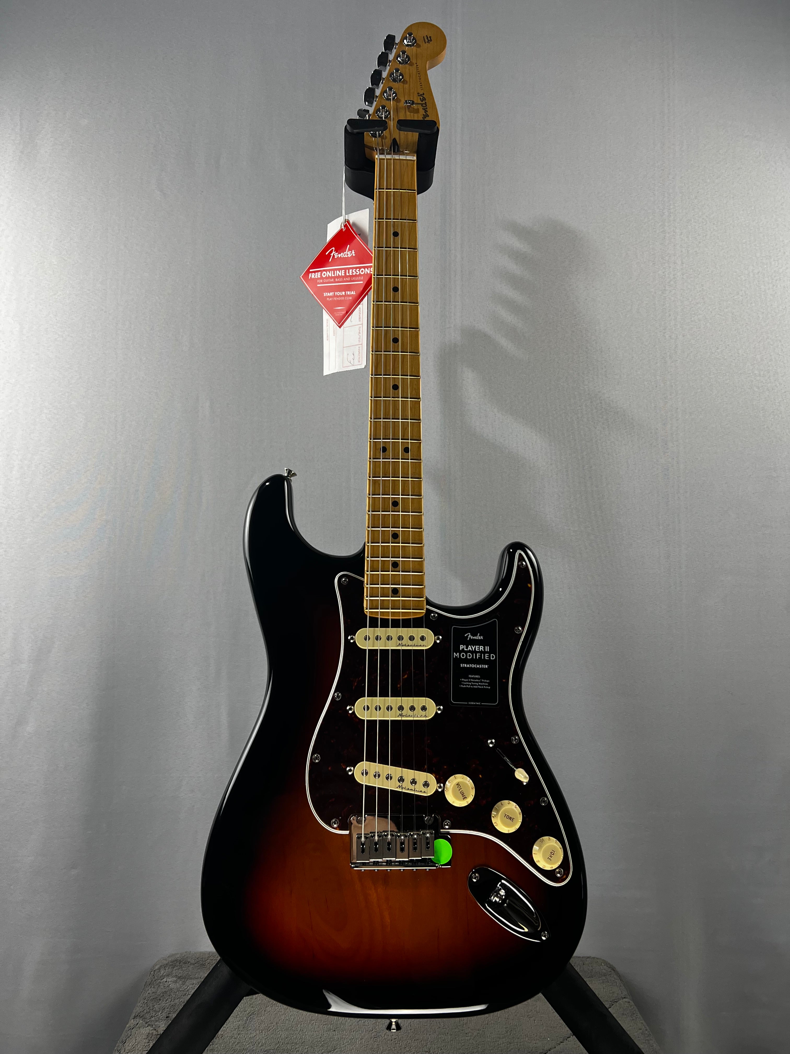 Player II Modified Stratocaster Electric Guitar - 3-tone Sunburst, Maple Fingerboard #935