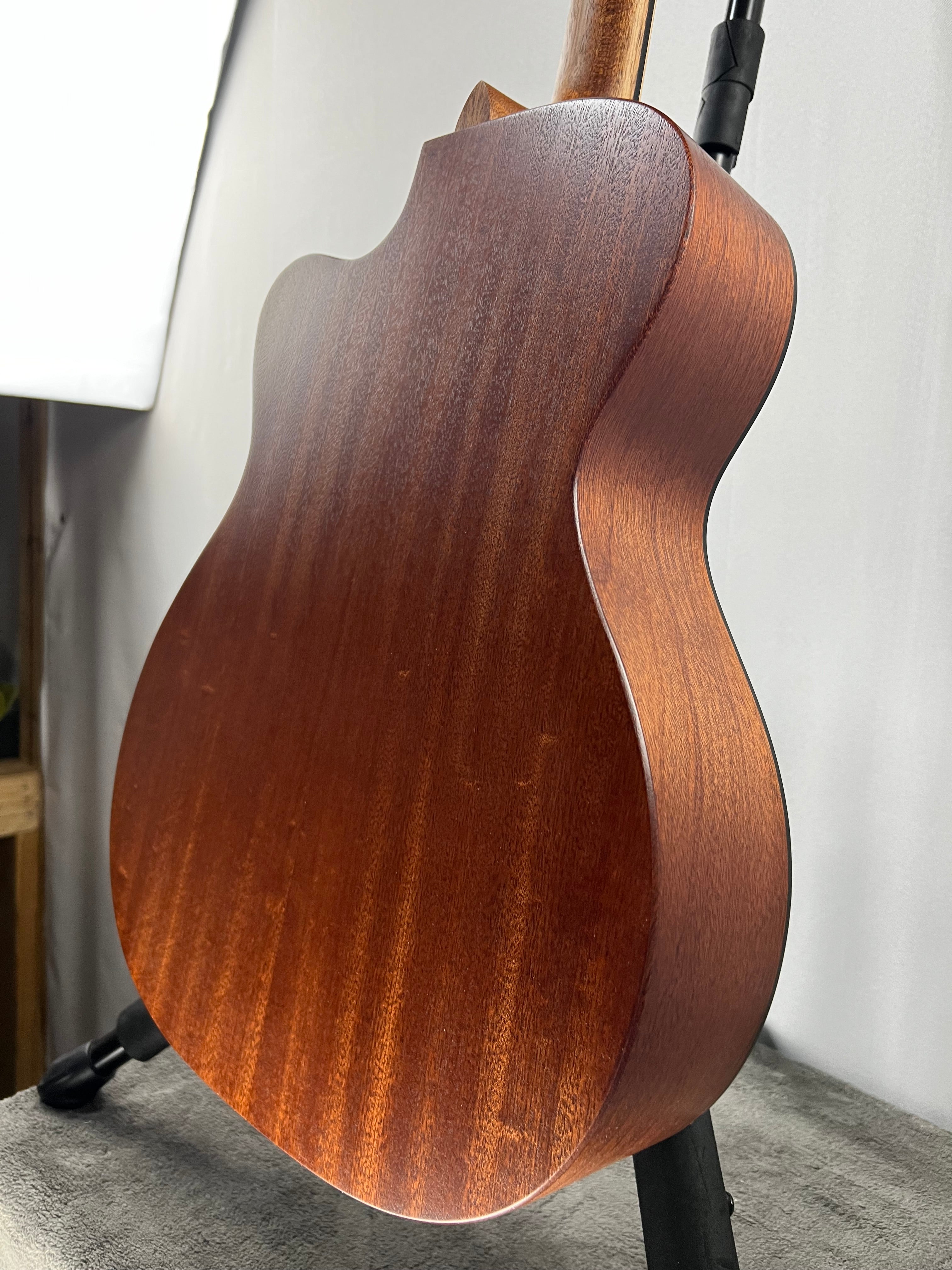 (2025) 000C Jr-E Acoustic-electric Guitar - Natural #164