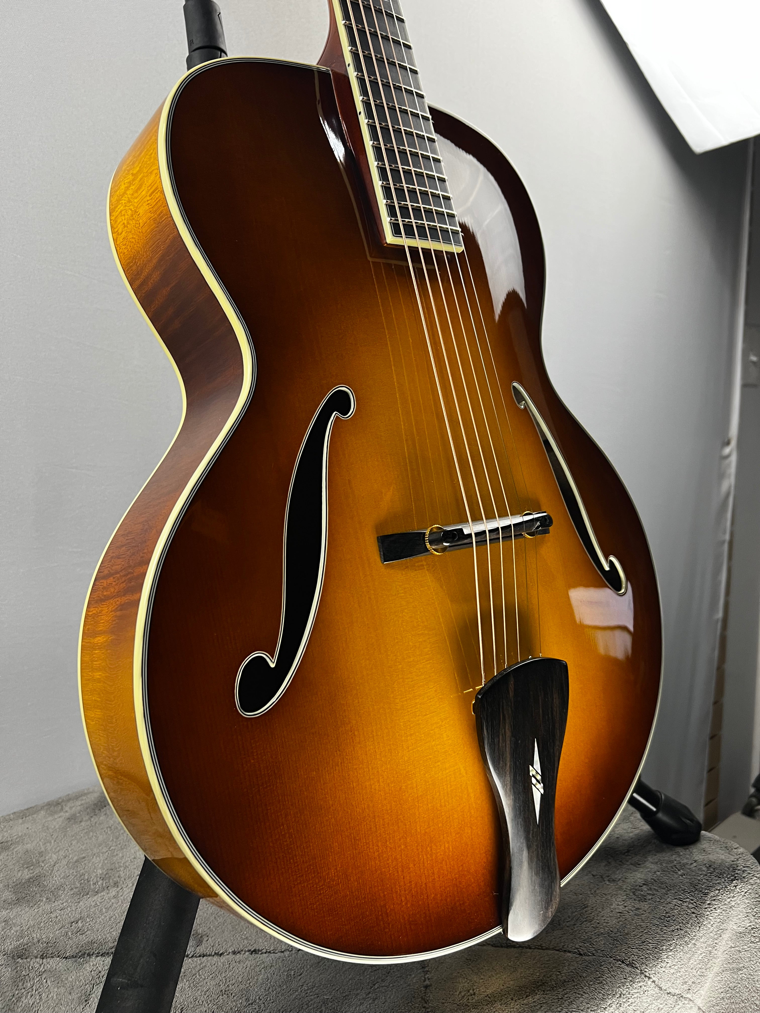 AR805-GB - Goldburst #170
