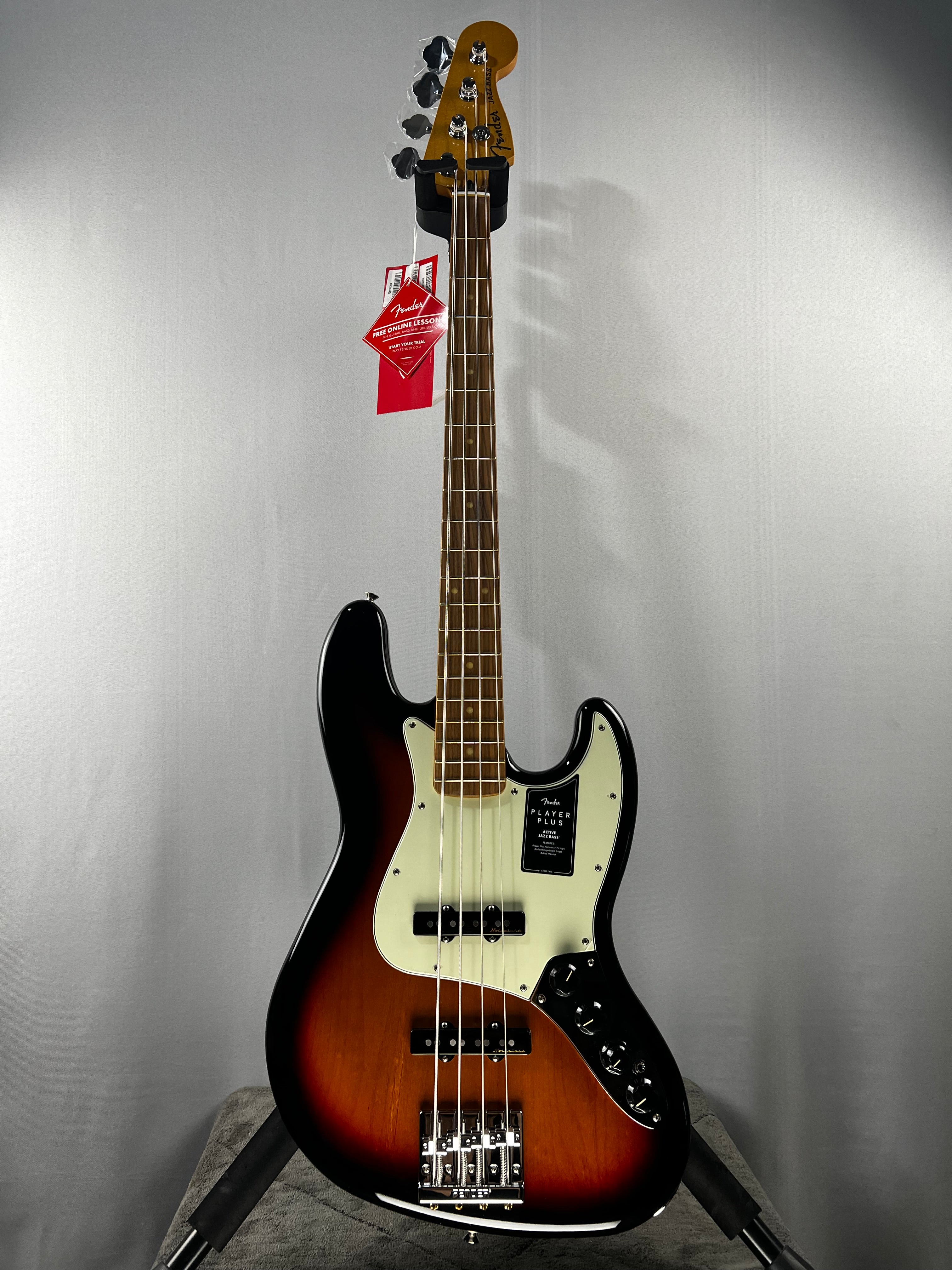 Player Plus Active Jazz Bass - 3-Tone Sunburst w/Pau Ferro Fretboard #475 GET PLEK'D!