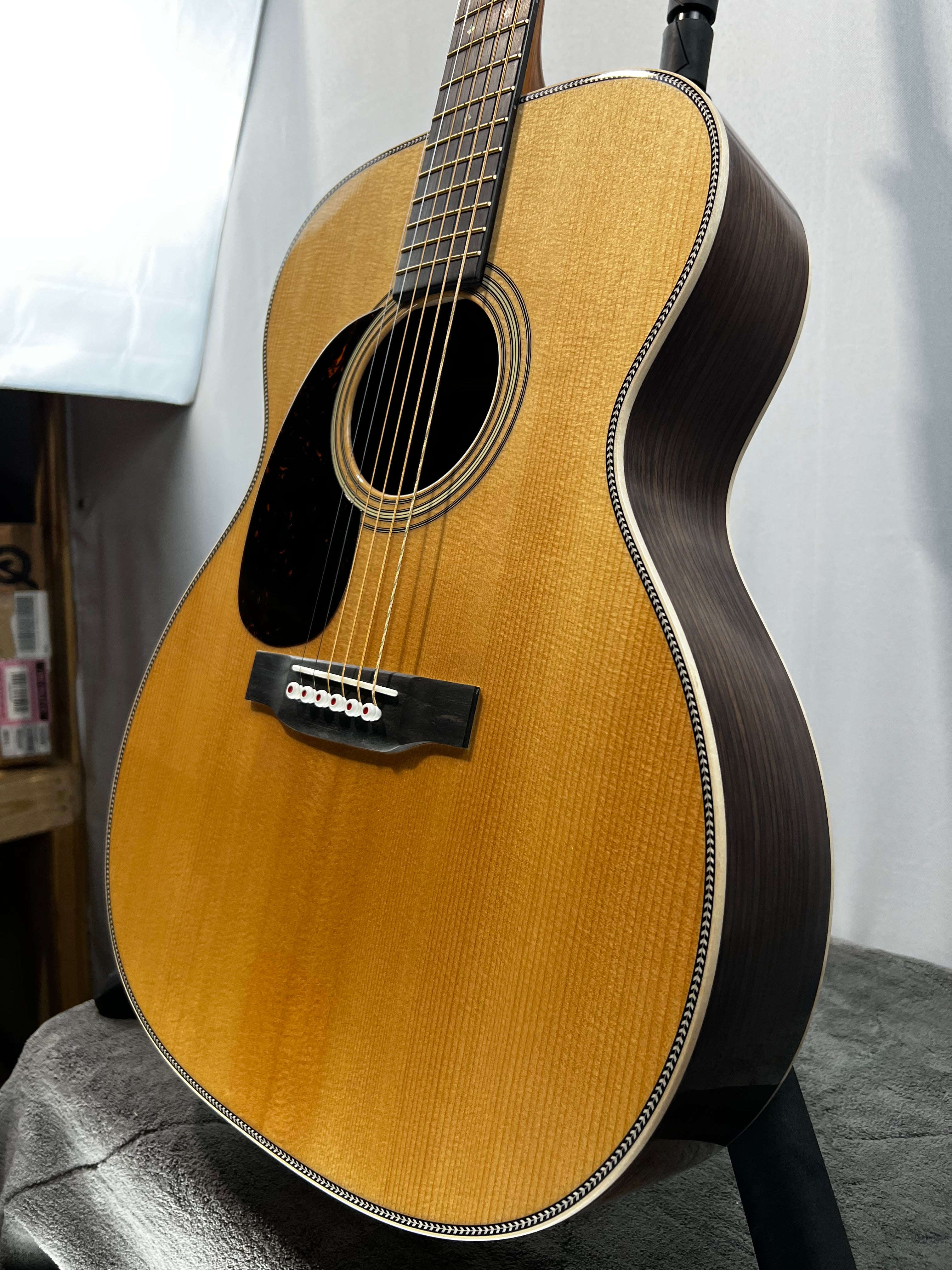 000-28 Modern Deluxe Left-Handed Acoustic Guitar - Natural #294 GET PLEK'D!