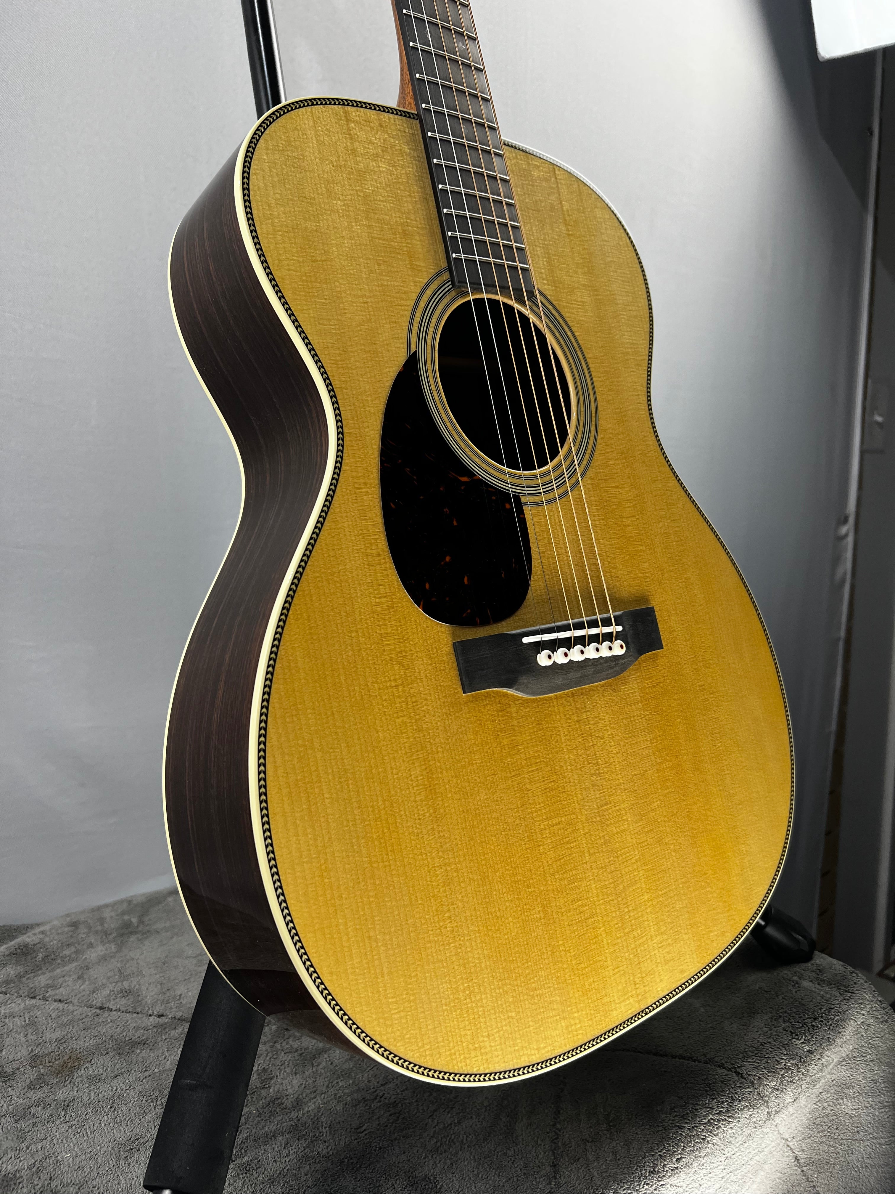 OM-28L Standard Series Acoustic Guitar - Natural with Aging Toner (2025) #685 GET PLEK'D!