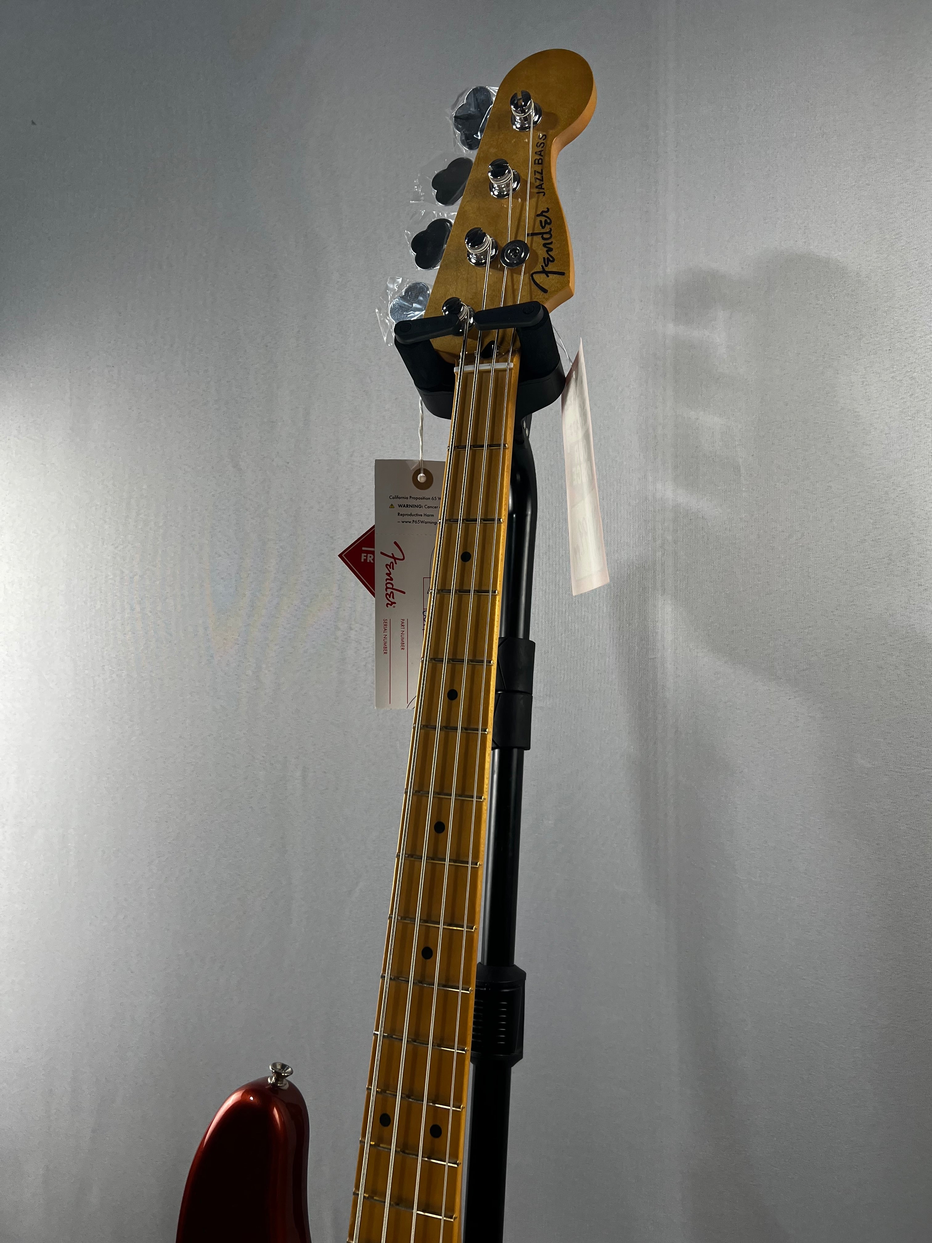 Player Plus Active Jazz Bass - Aged Candy Apple Red #231 GET PLEK'D!