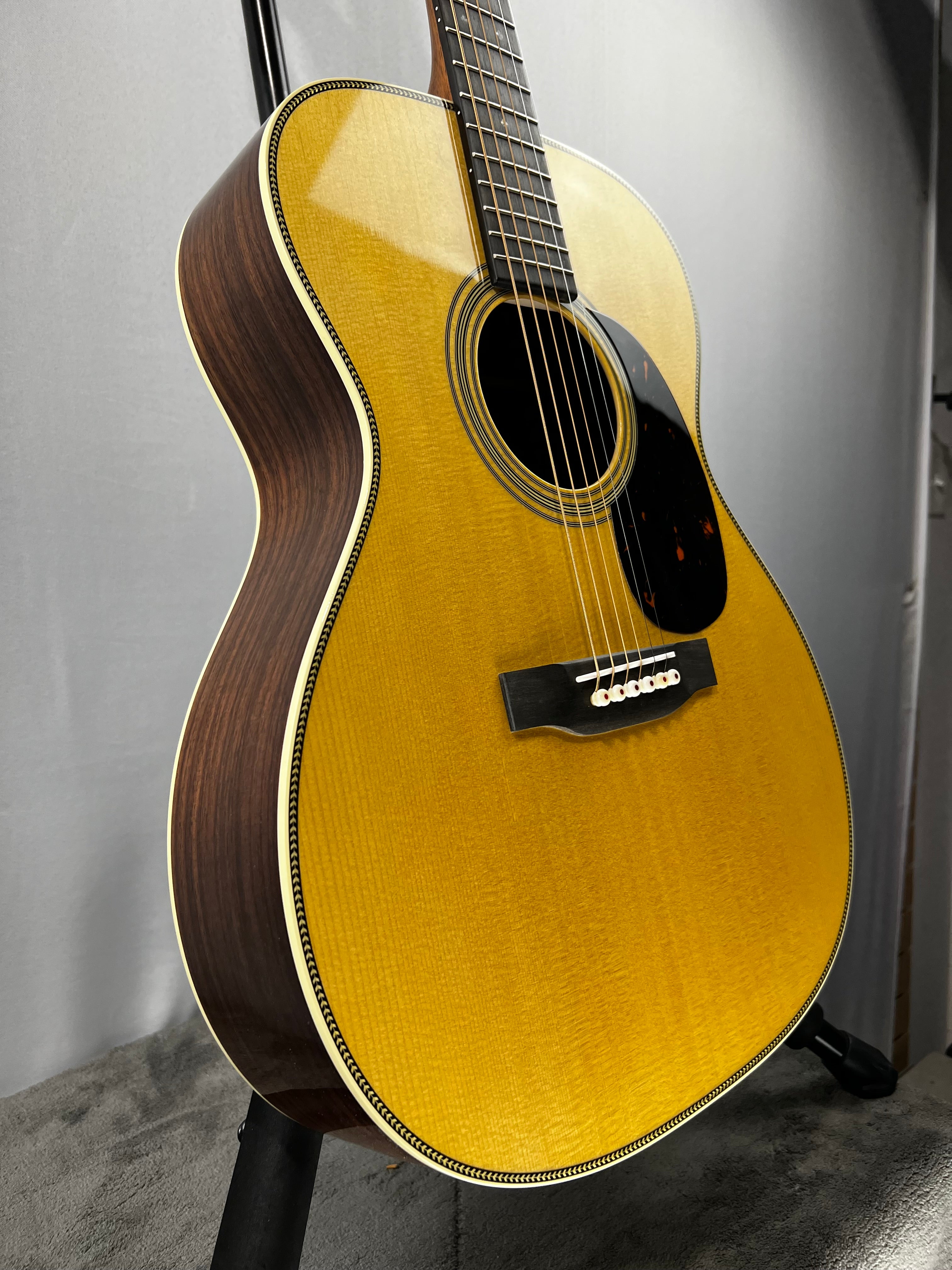 (2025) 000-28 Standard Series Acoustic Guitar - Natural Aging Toner #226 GET PLEK'D!