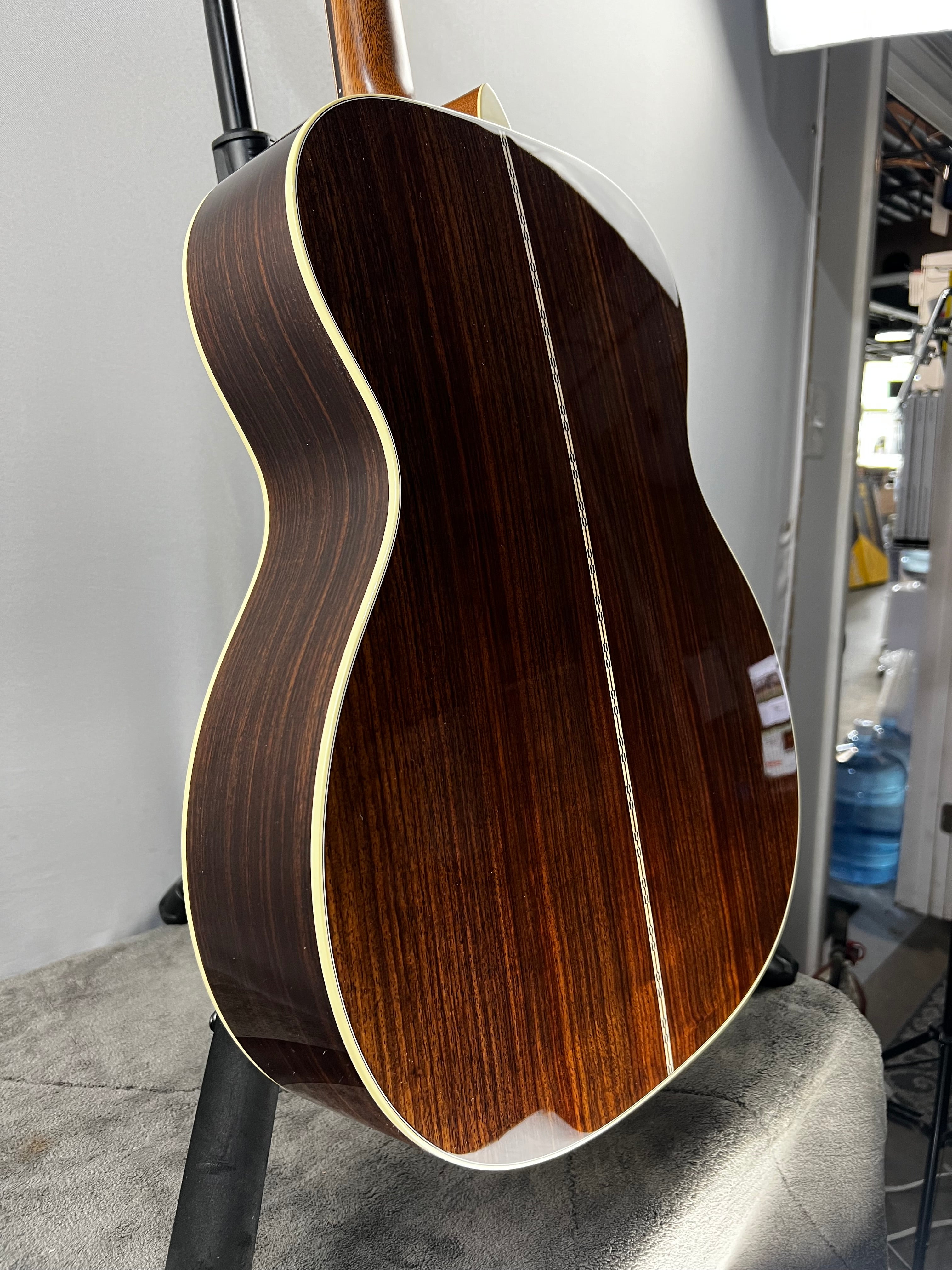 OM-28L Standard Series Acoustic Guitar - Natural with Aging Toner (2025) #685 GET PLEK'D!