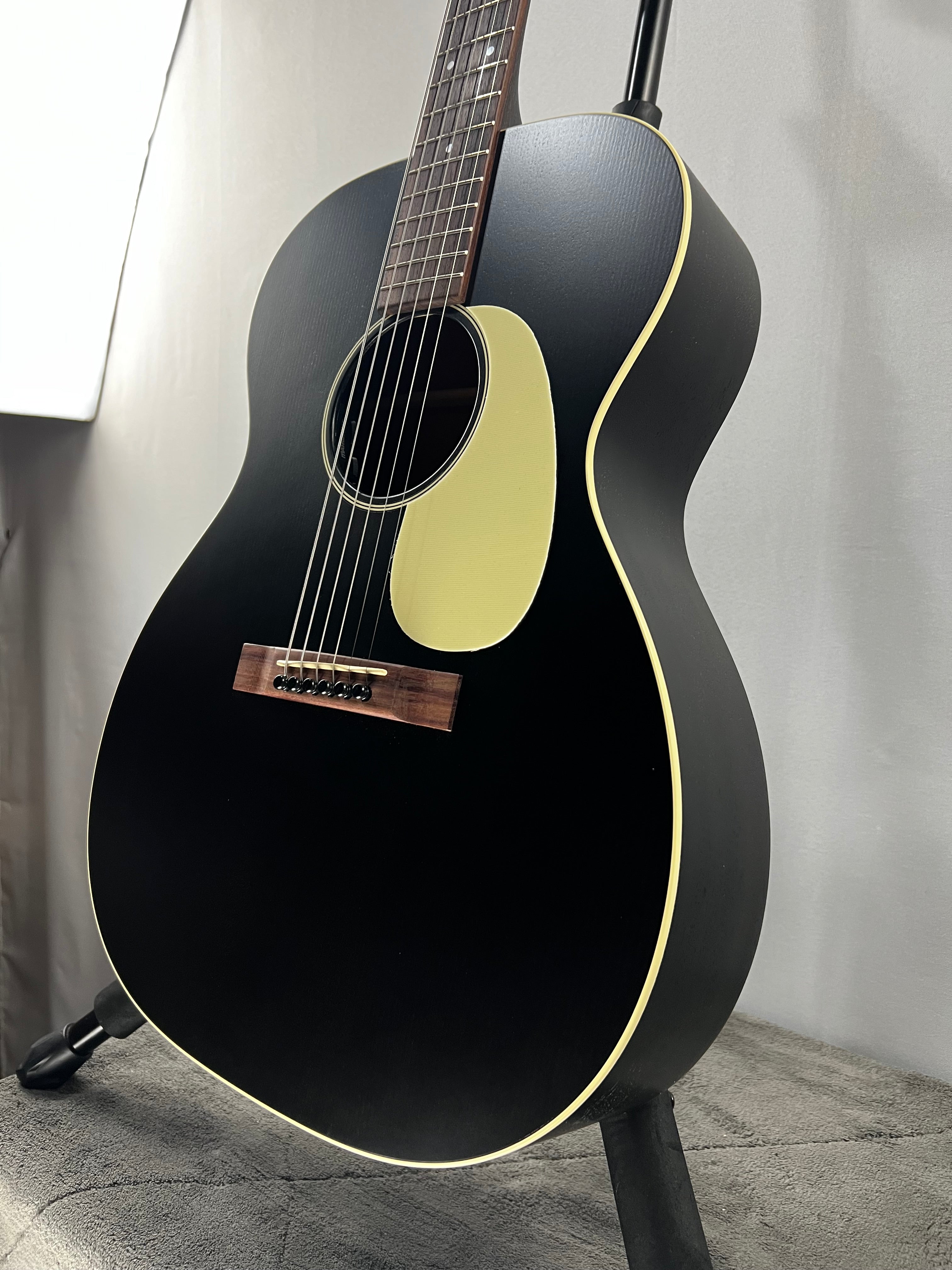 000-17E Acoustic-electric Guitar - Black Smoke #463 GET PLEK'D!