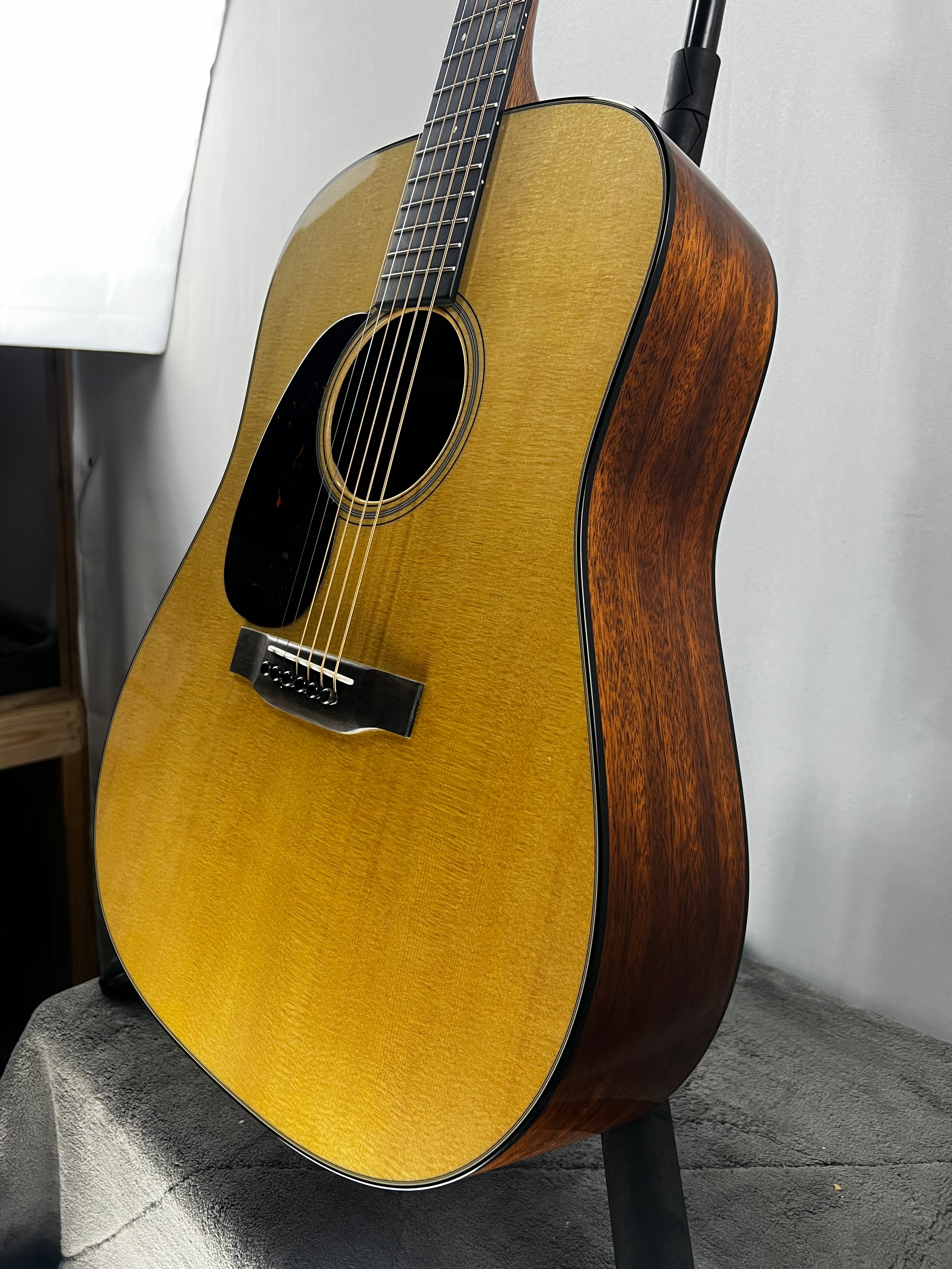 D-18 Left-Handed Standard Series Acoustic Guitar - Natural Aging Toner (2025) #855