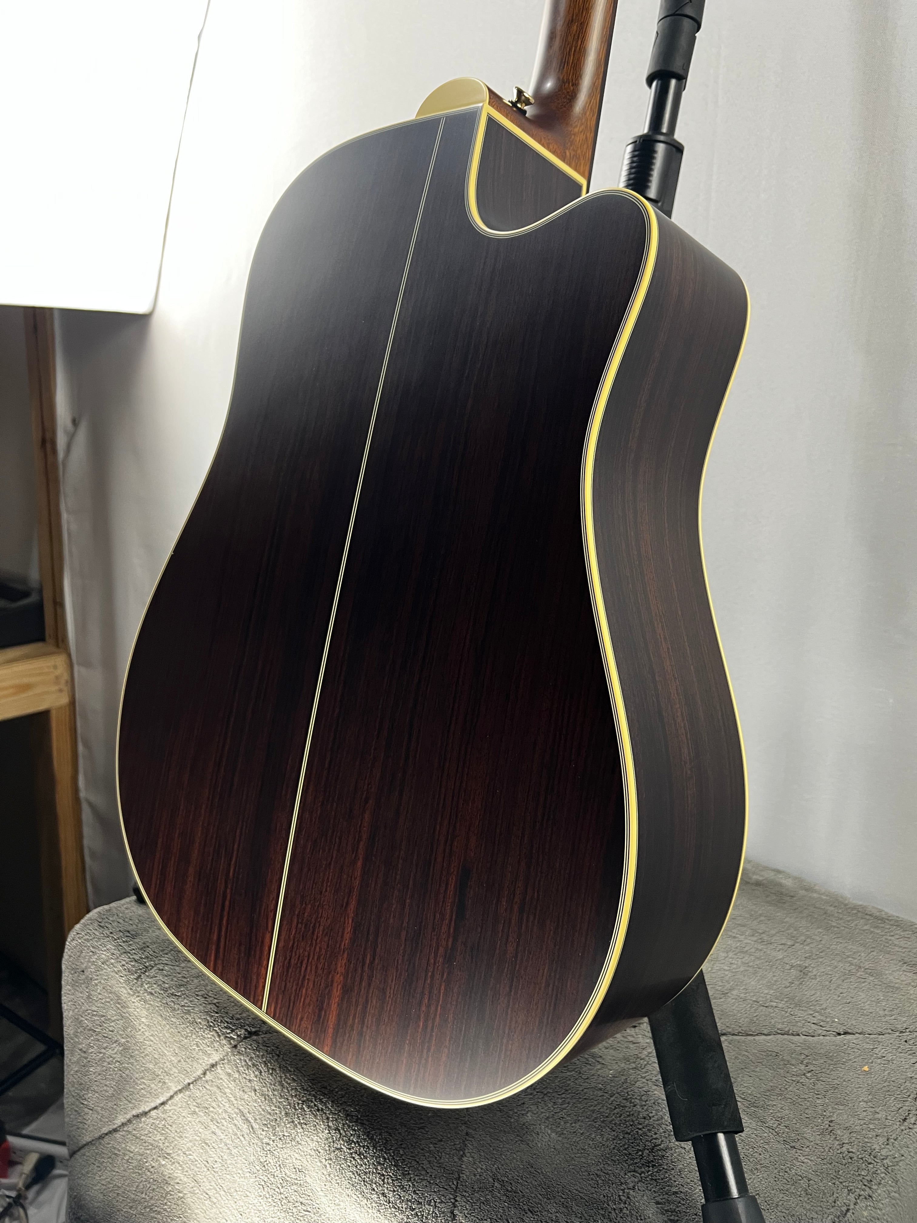 GB7C Garth Brooks Signature Acoustic-Electric Guitar Left-Handed - Natural #822