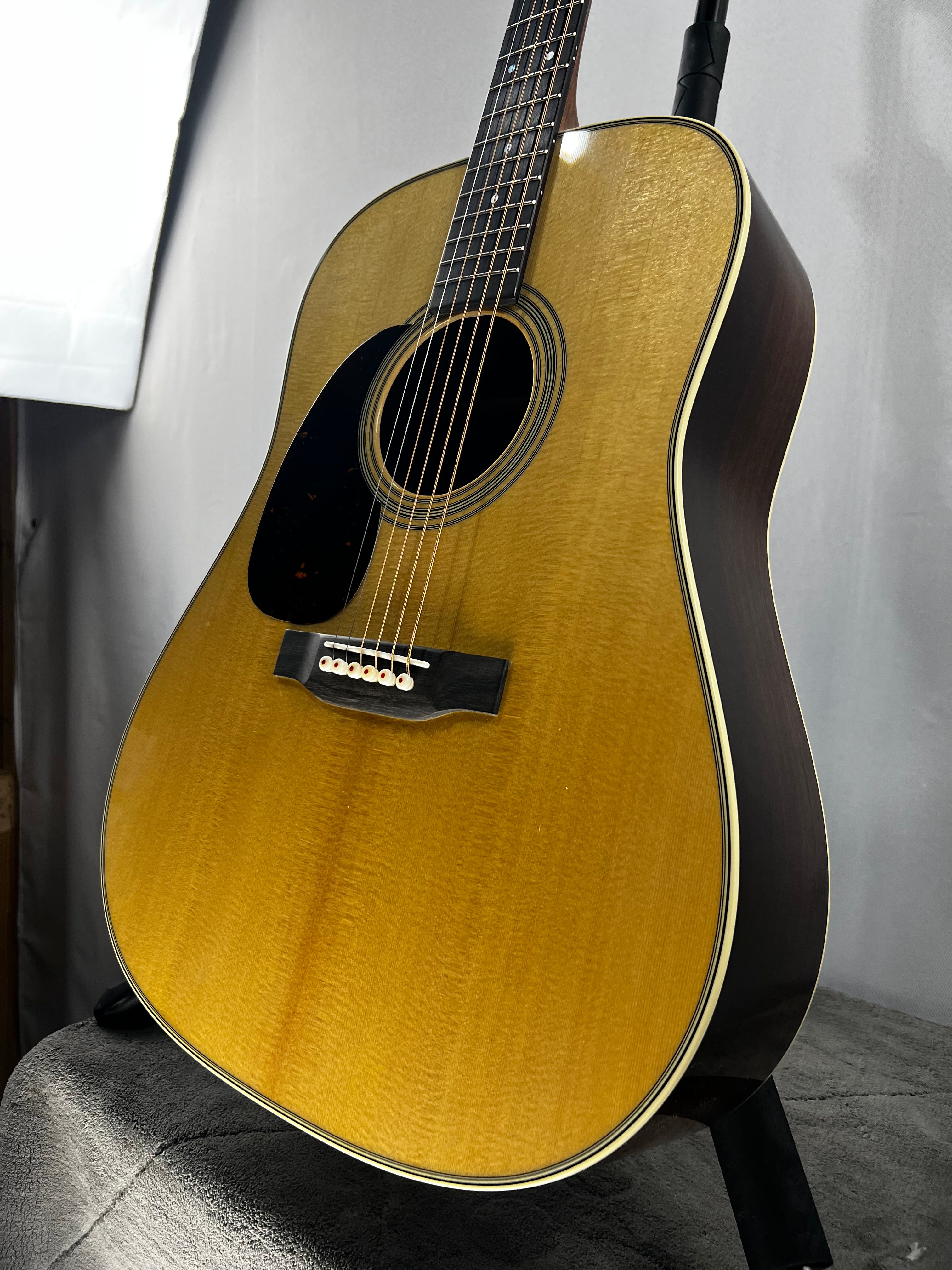 D-28 Left-Handed Standard Series Acoustic Guitar - Natural with Aging Toner (2025) #873 GET PLEK'D!