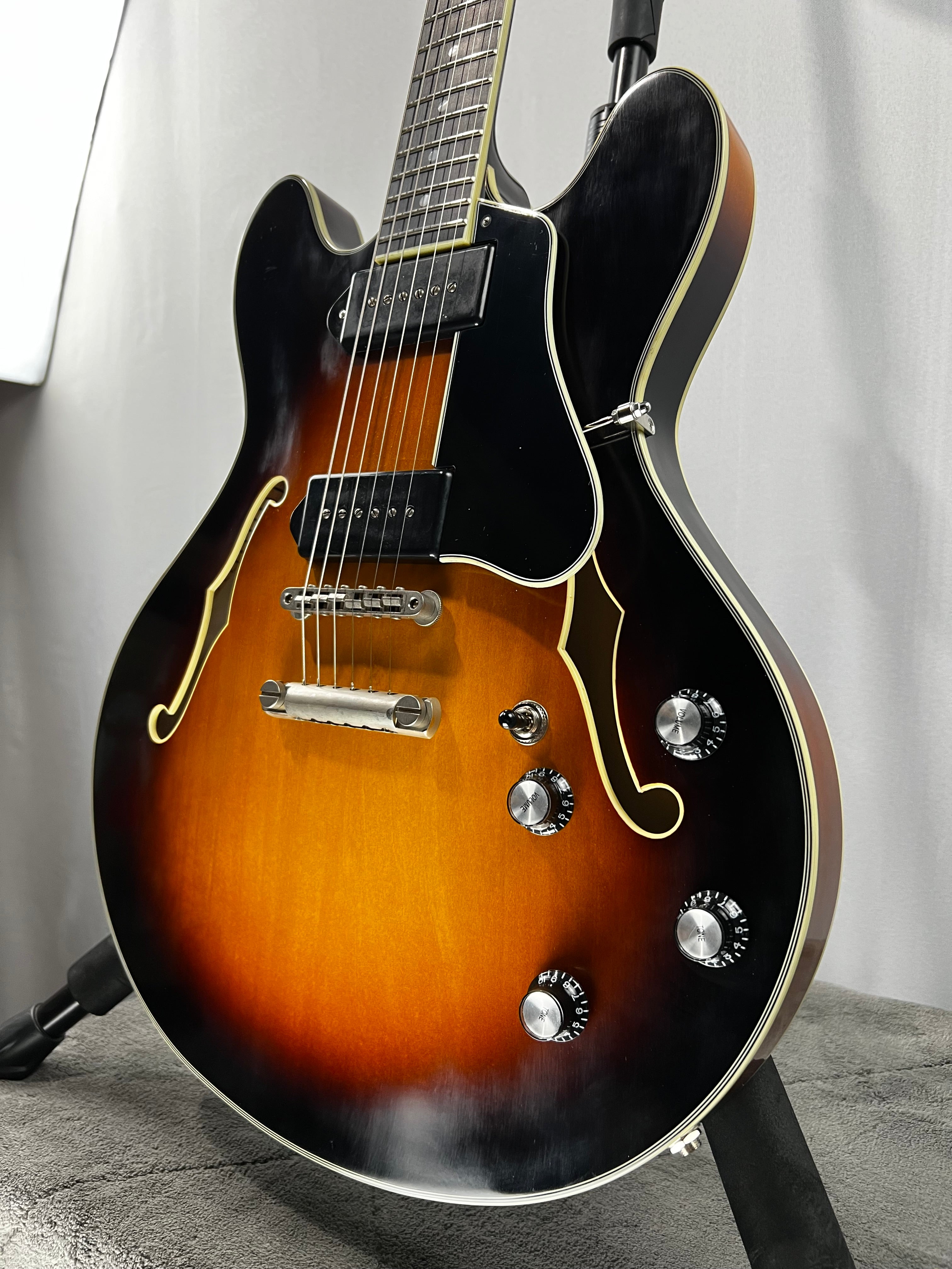 T60/TV Semi-hollowbody Electric Guitar - Vintage Sunburst #828 GET PLEK'D!