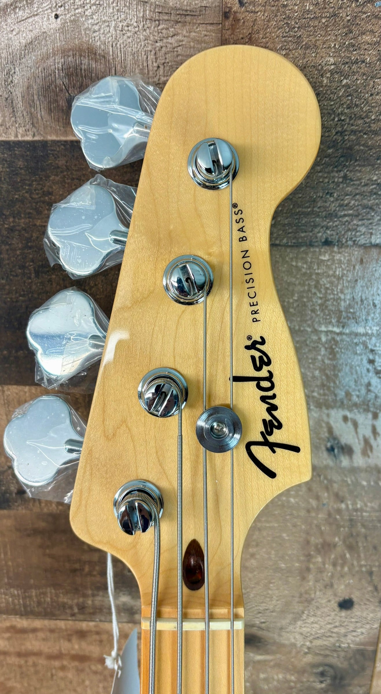 Fender Standard Precision Bass Olympic White