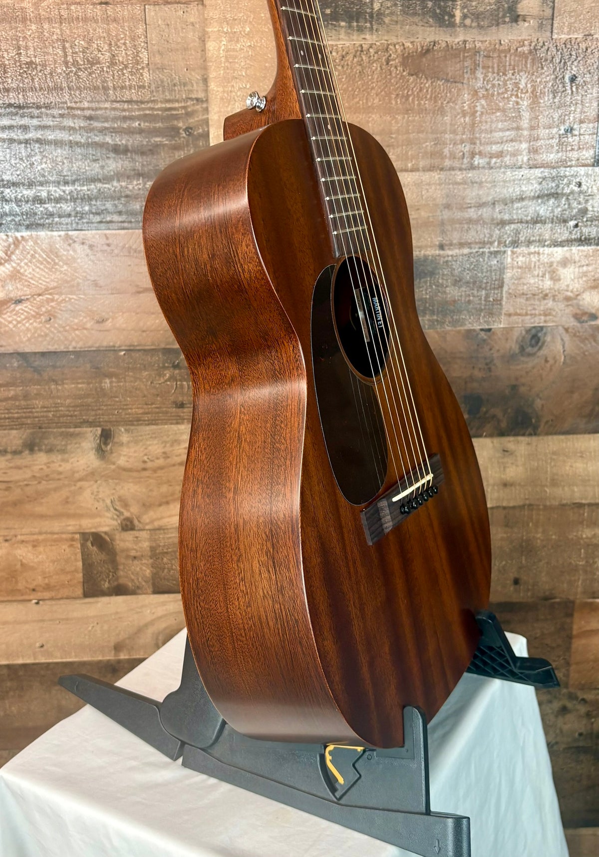 Martin 0-10E Retro Jason Isbell Left Handed Dark Mahogany