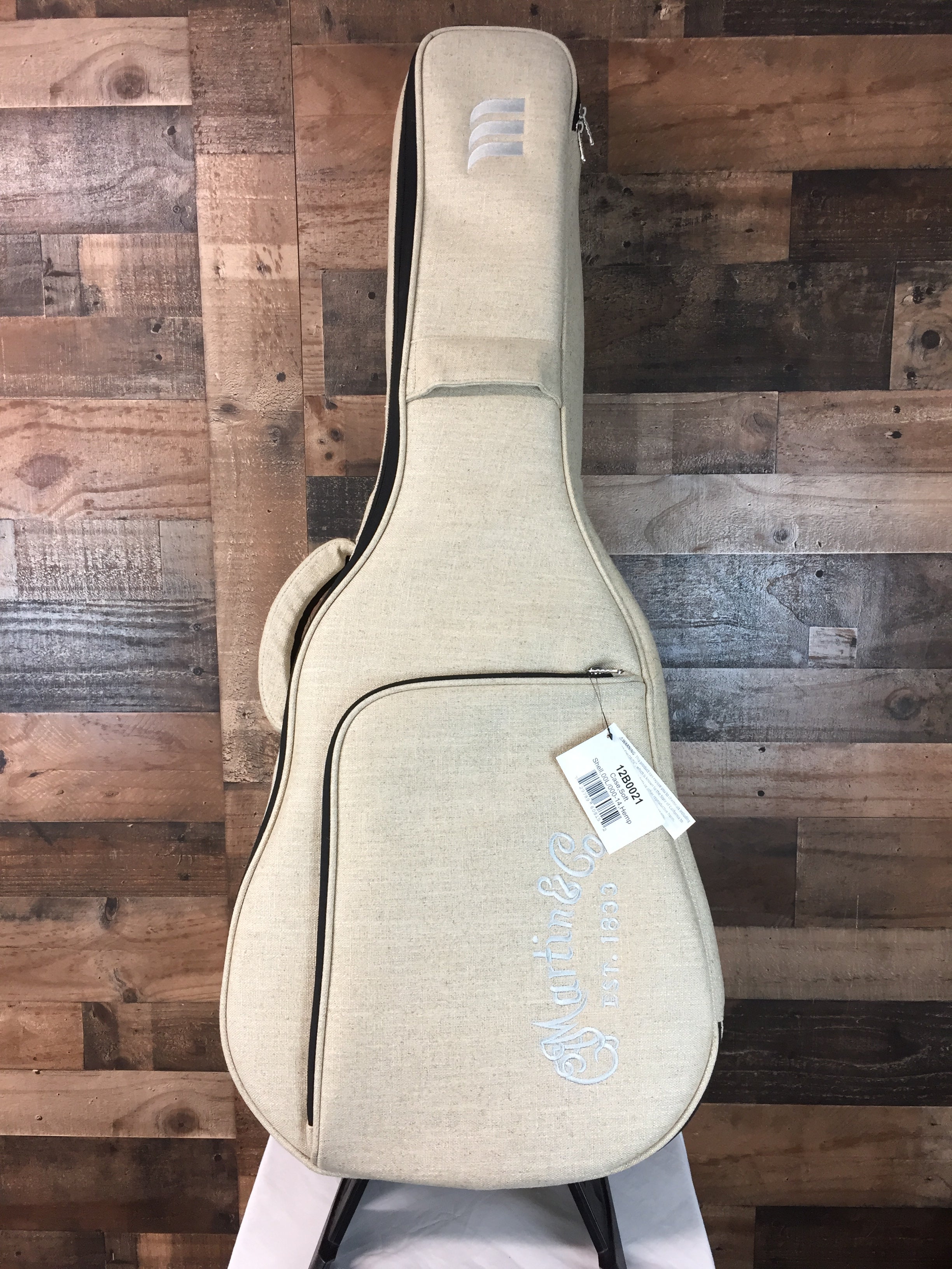 Martin 00L Earth Acoustic Guitar Left-handed with Soft Case, 304