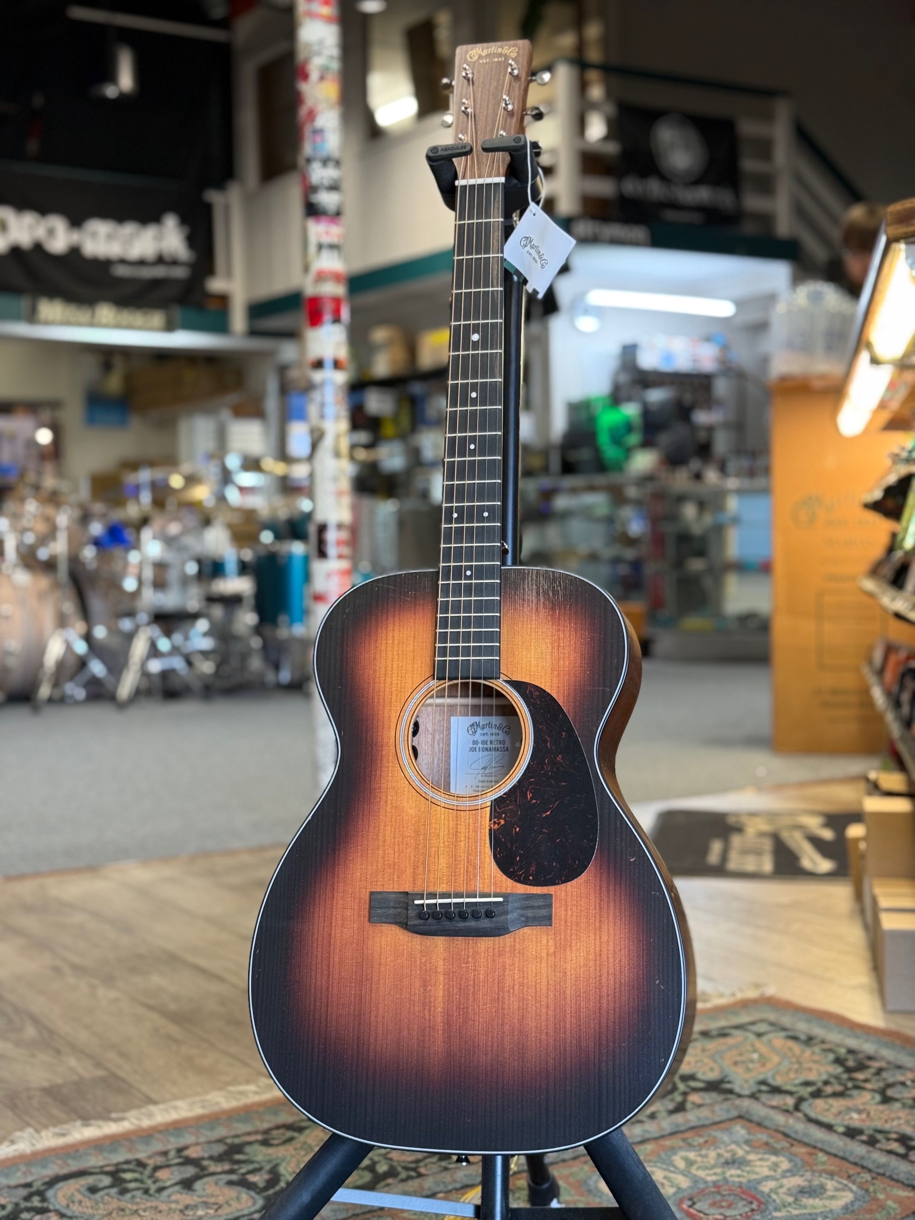 Martin 00-10E Retro Joe Bonamassa Signature Acoustic-Electric Guitar #706