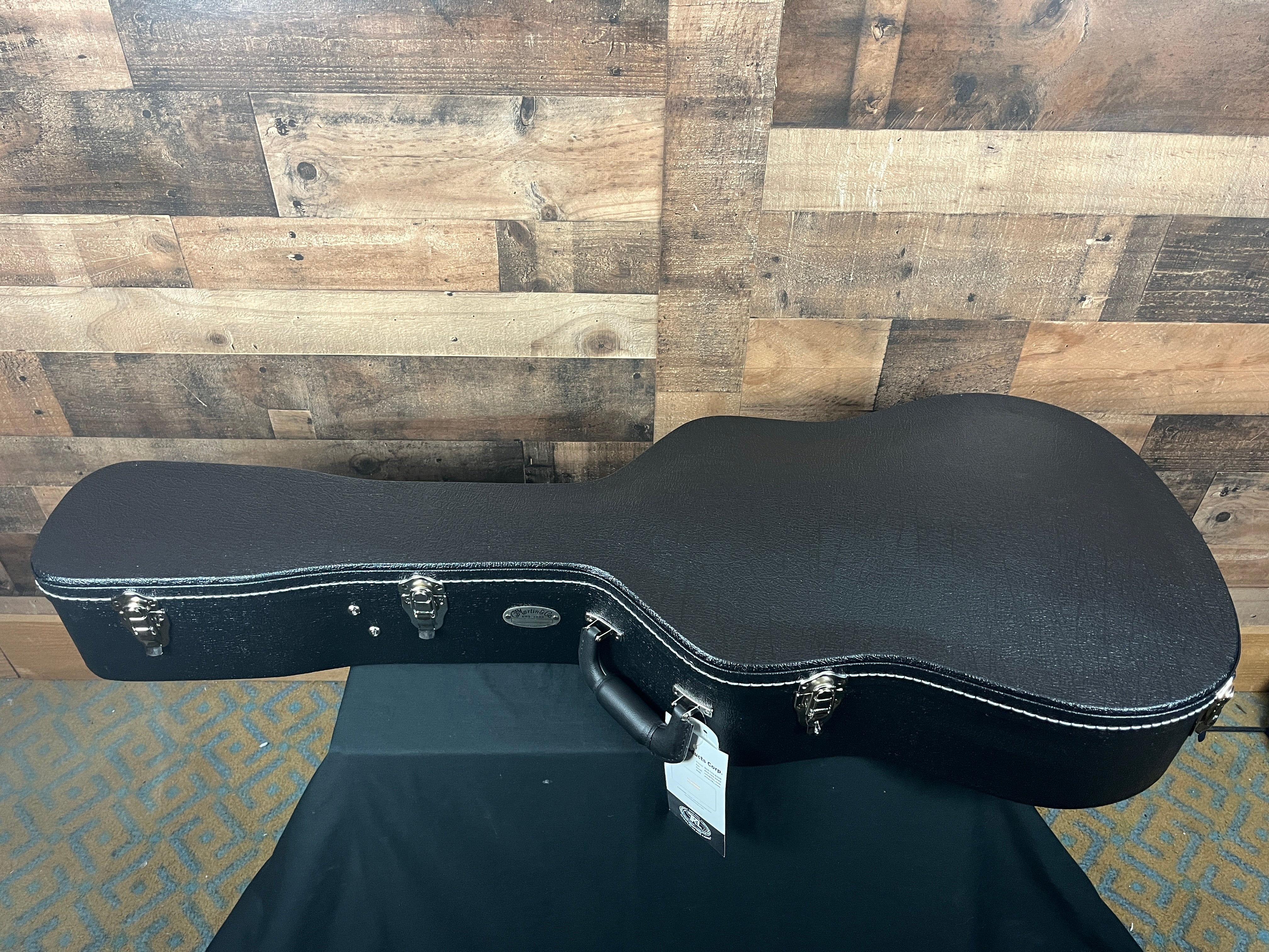 Martin D-18, D18, Left Handed Acoustic Guitar, Hard Case, 629