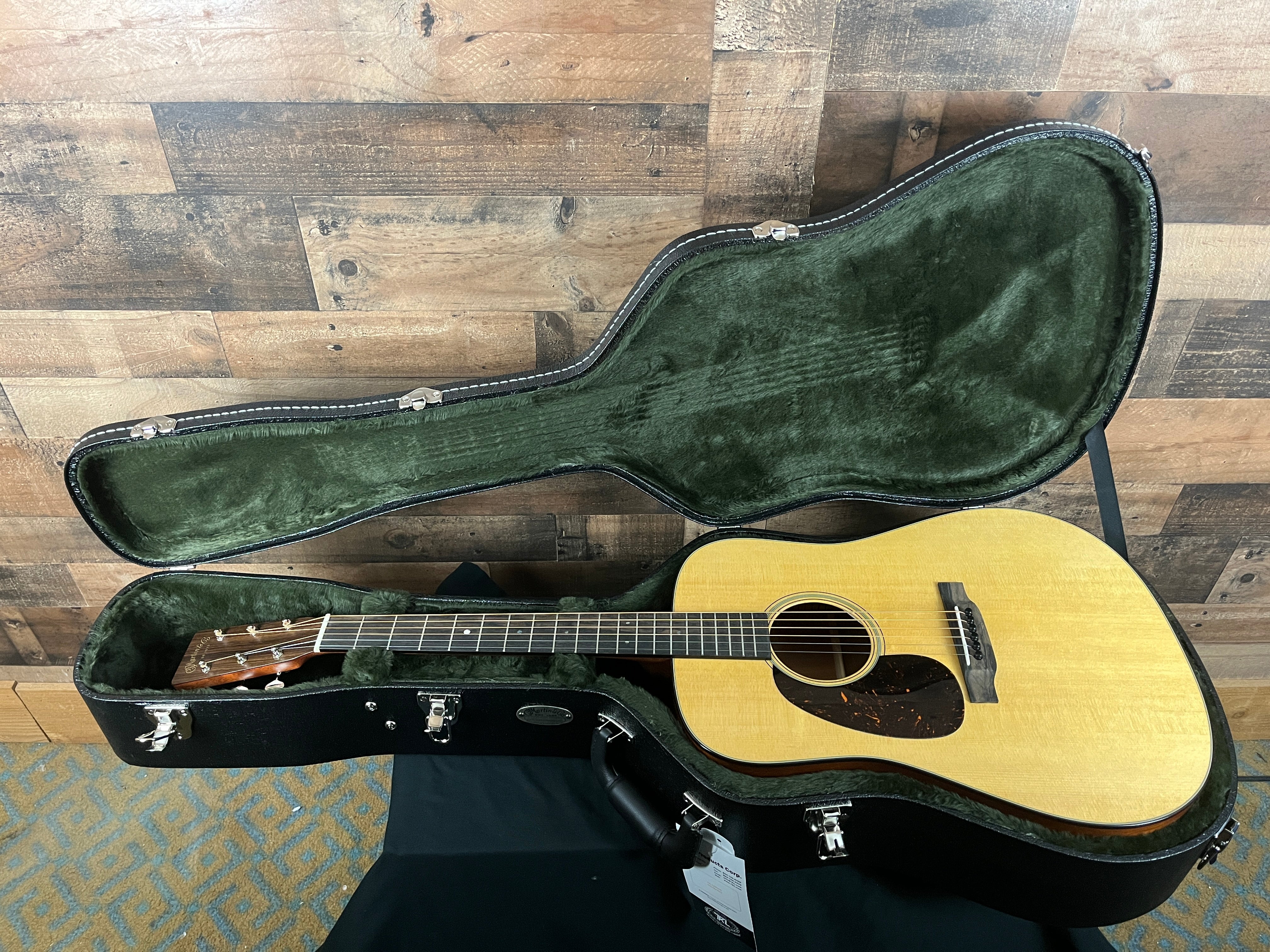 Martin D-18, D18, Left Handed Acoustic Guitar, Hard Case, 629