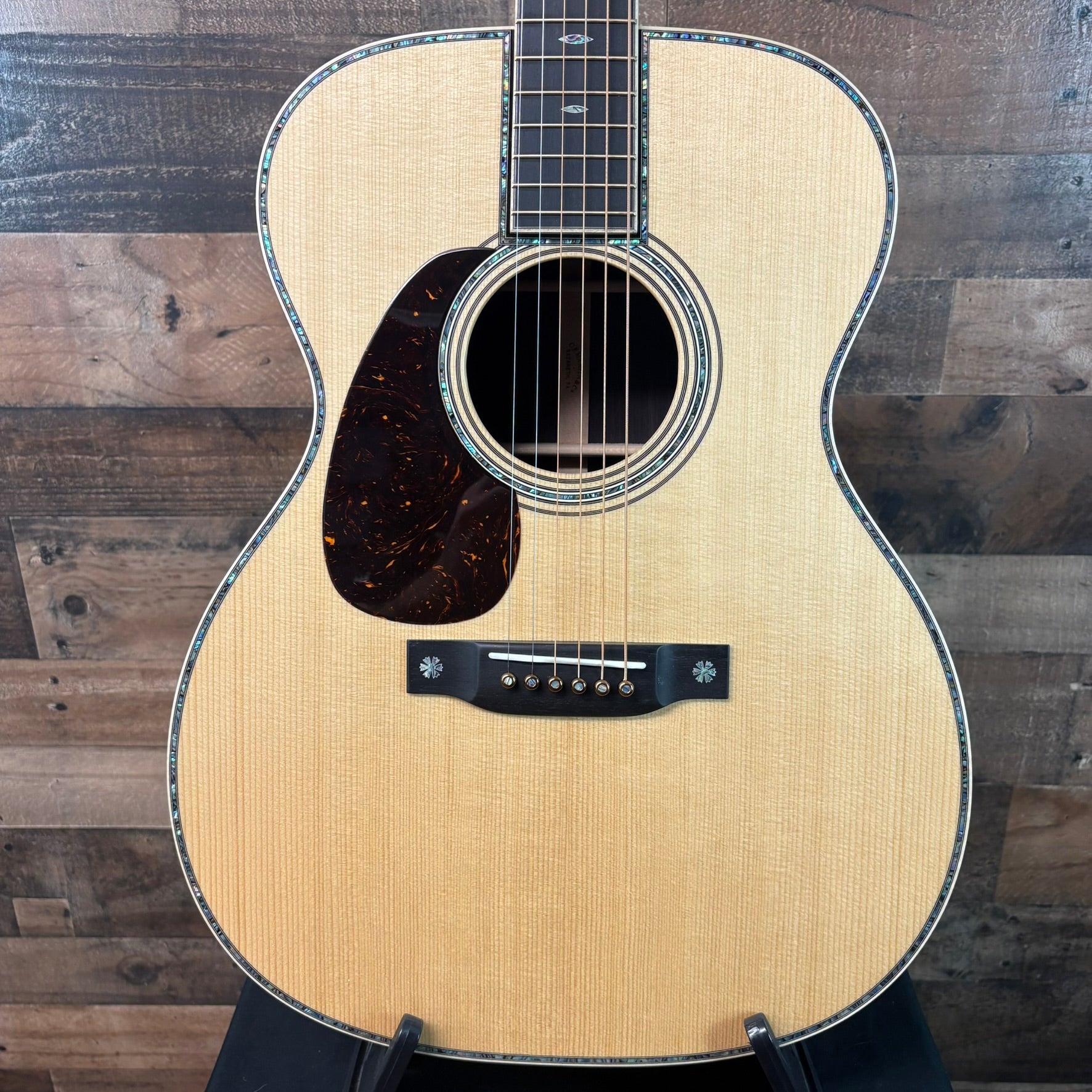 Martin 000-42 Modern Deluxe Left-handed Acoustic Guitar - Natural, Hard Case, 289